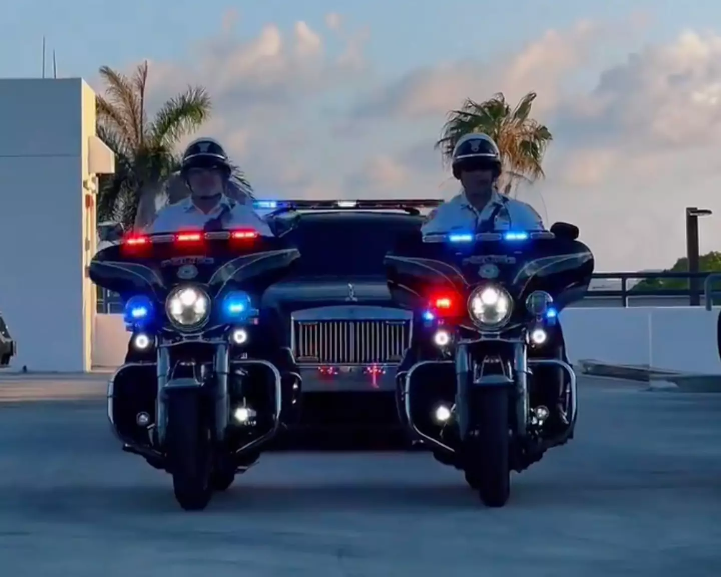 “People are saying you guys spent money on this thing." (X/@MiamiBeachPD)