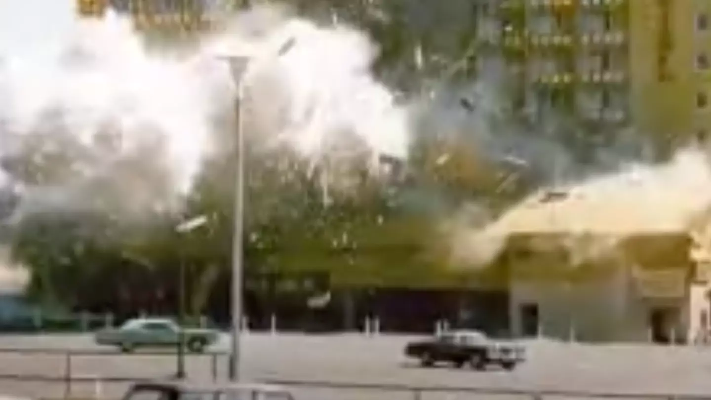Incredible footage shows how police were able to defuse bomb after two men placed it inside casino asking for $3,000,000
