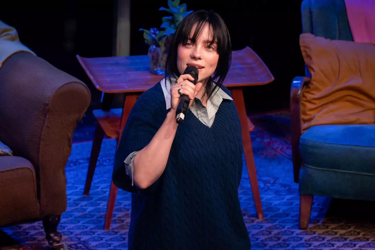 Billie Eilish says she's deleted social media apps off her phone.