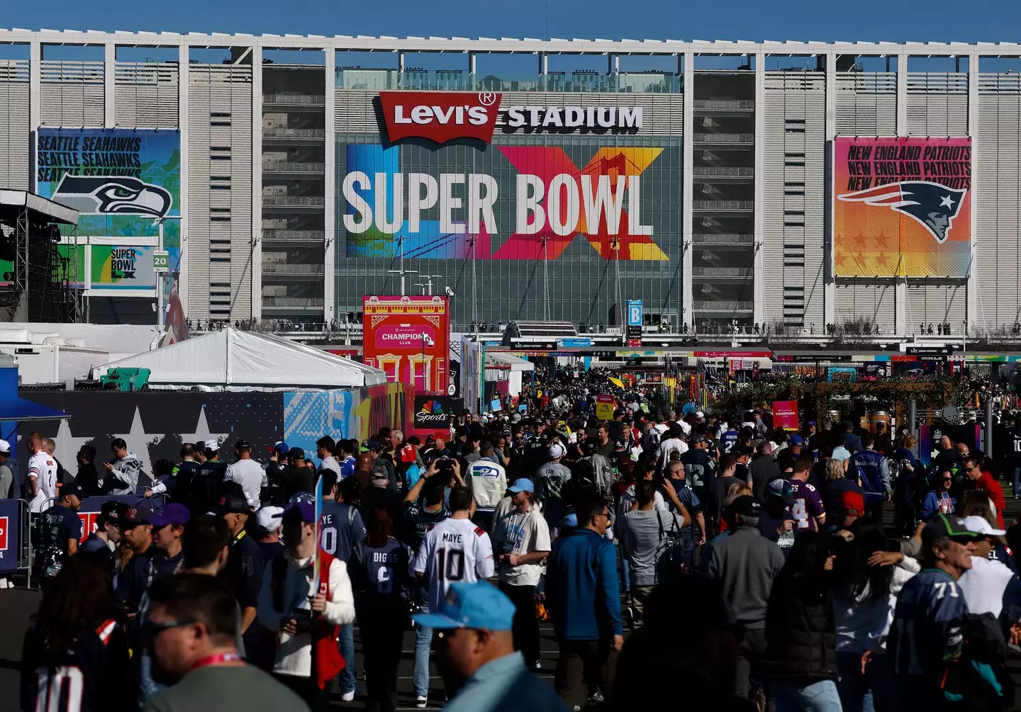 Up to 75,000 people have packed into Levi's Stadium for the 60th Super Bowl (Justin Sullivan/Getty Images)
