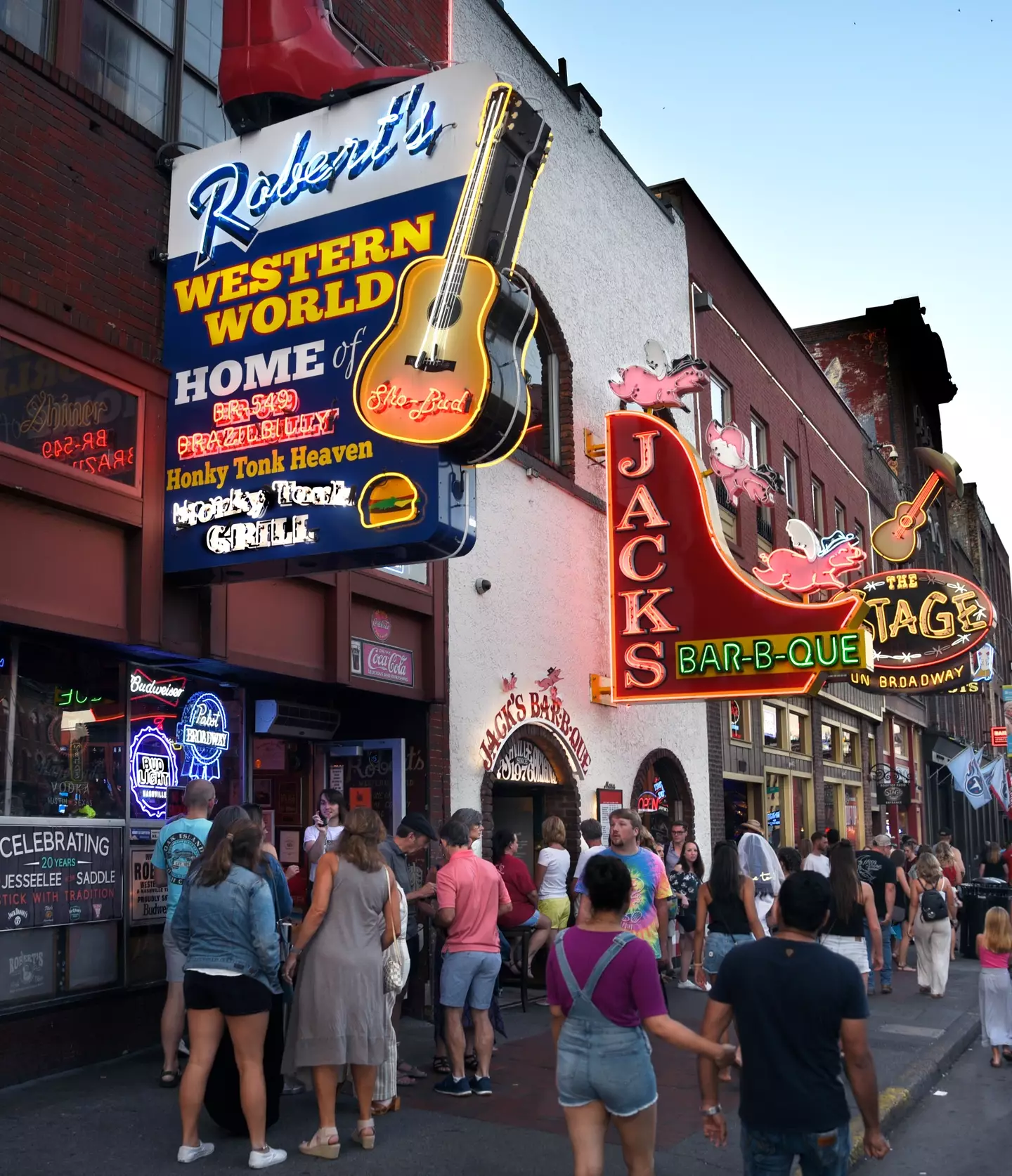 Nashville is the worst US city to live in your 20s according to the TikToker.