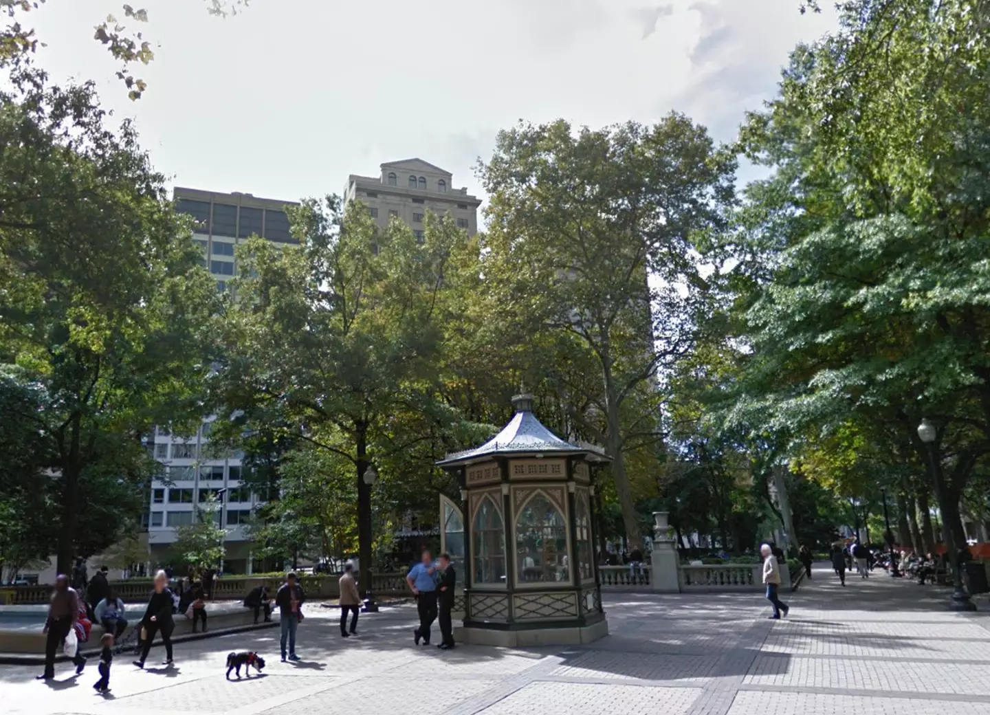 One of Jack's preferred locations to pick up orders is Rittenhouse Square.