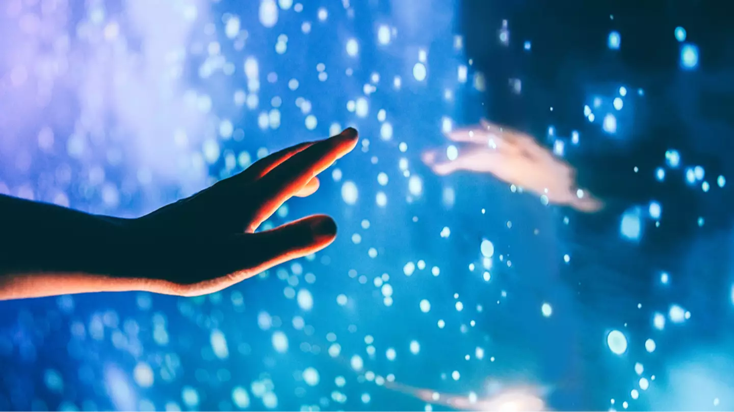 Psychic who suffered near-death experience reveals exactly what it feels like to die
