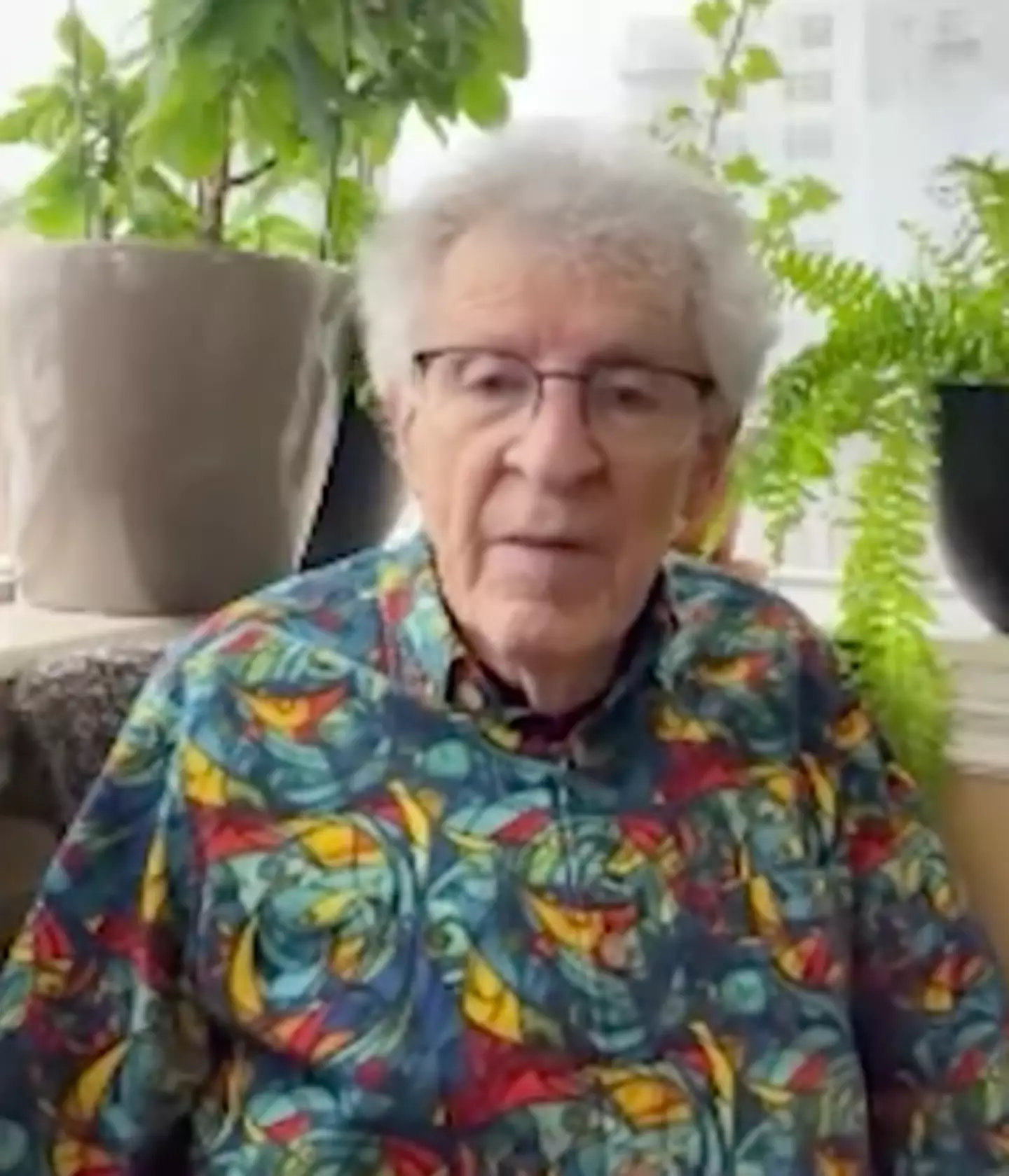 Morris Waxler is warning against the procedure (YouTube/WTAE-TV Pittsburgh)