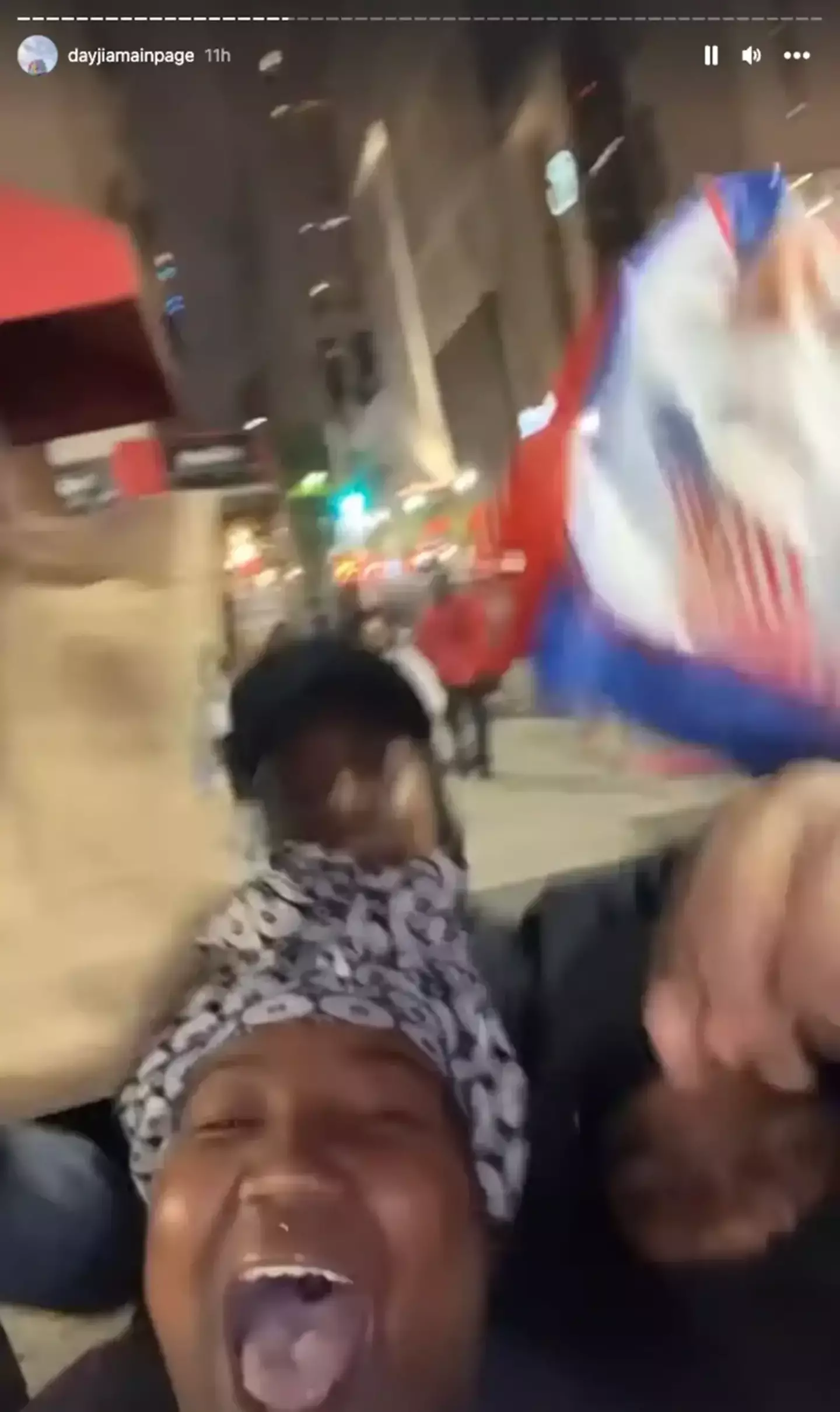Dayjia Blackwell live streamed the events to her followers.