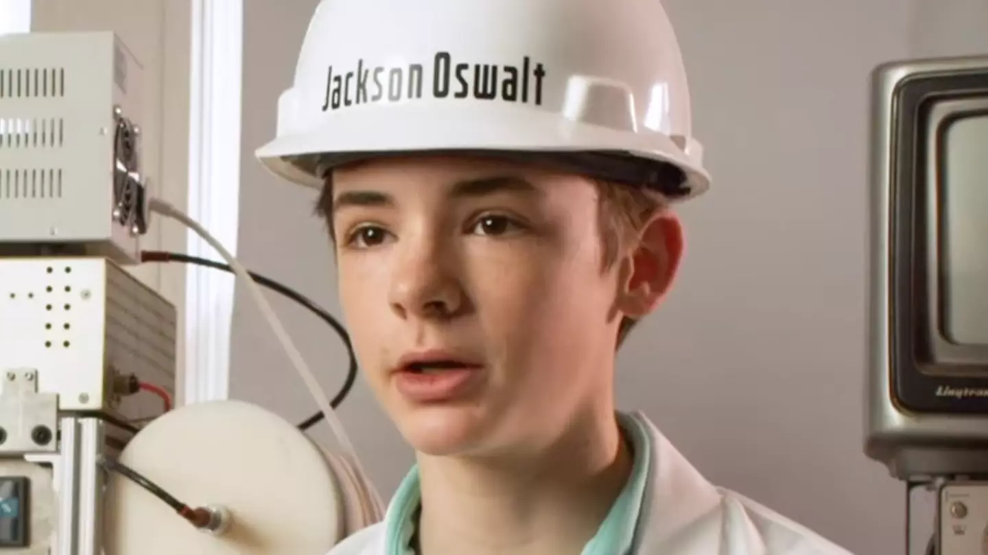 Boy, 12, receives shocking visit from FBI after achieving nuclear fusion in his bedroom