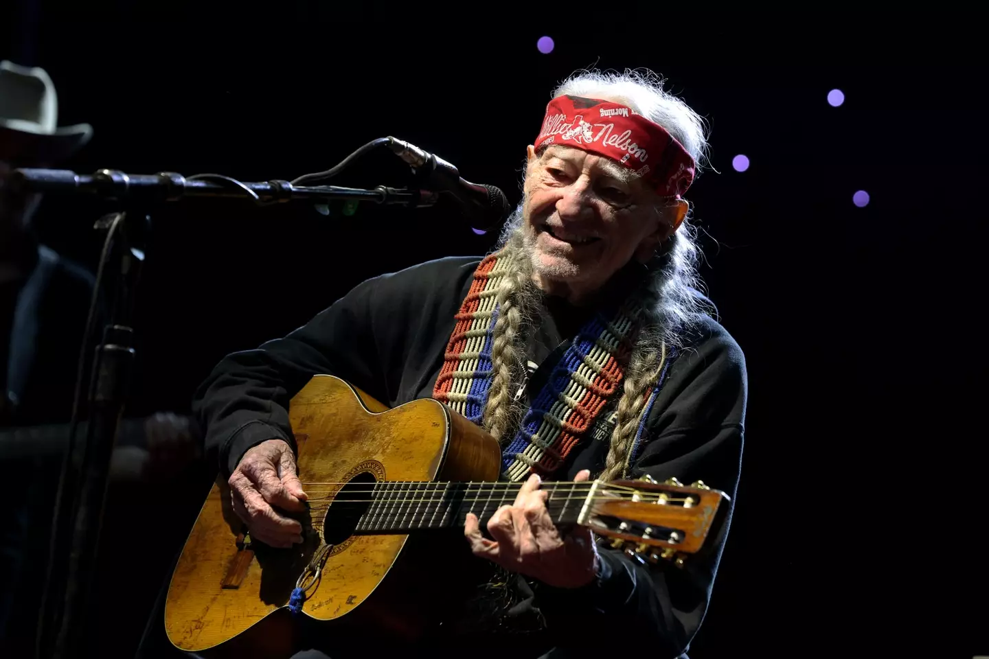 Willie Nelson corroborated Snoop's story.