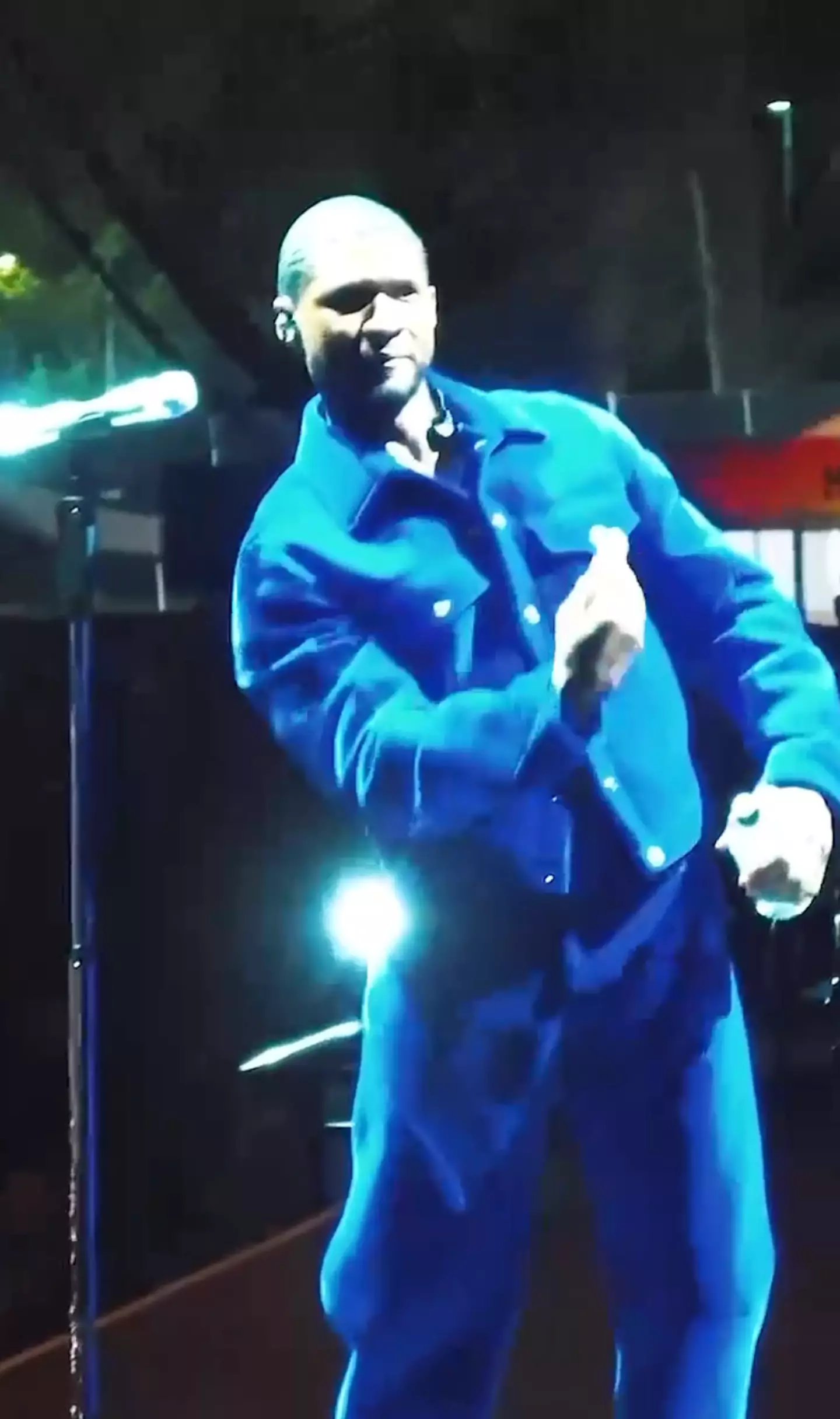 The Grammy Award winner even taunted fans by walking off stage.