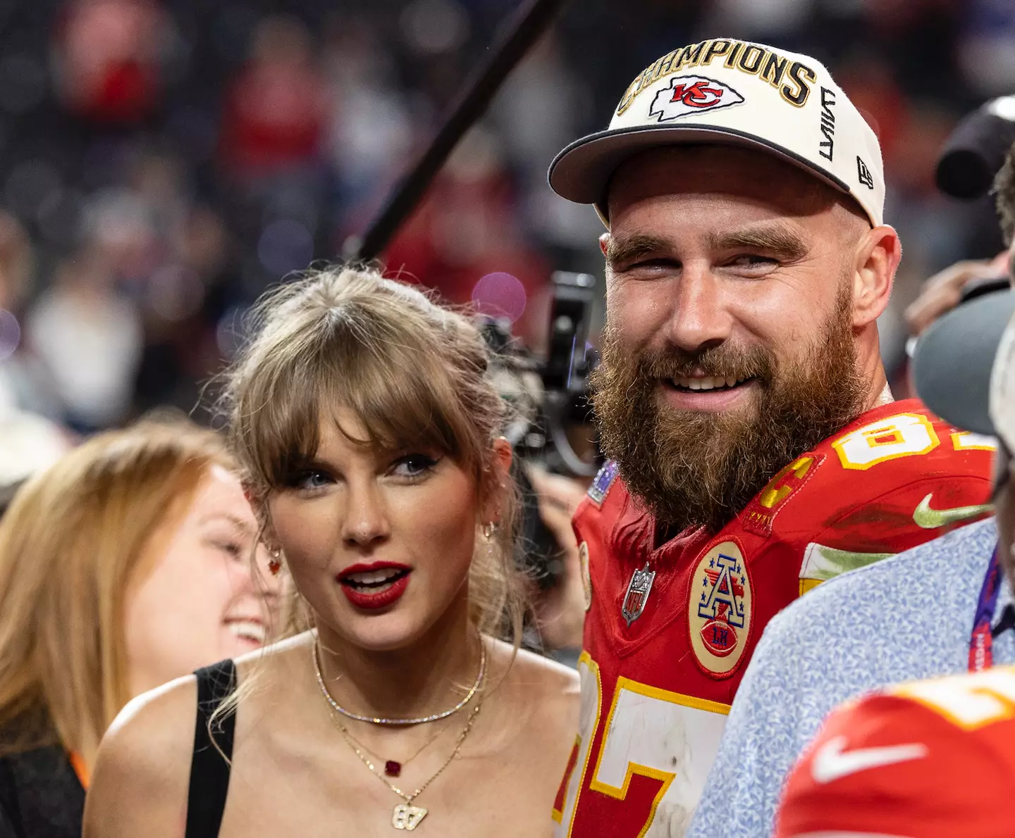 Taylor Swift managed to attend the Super Bowl to support boyfriend Travis Kelce.