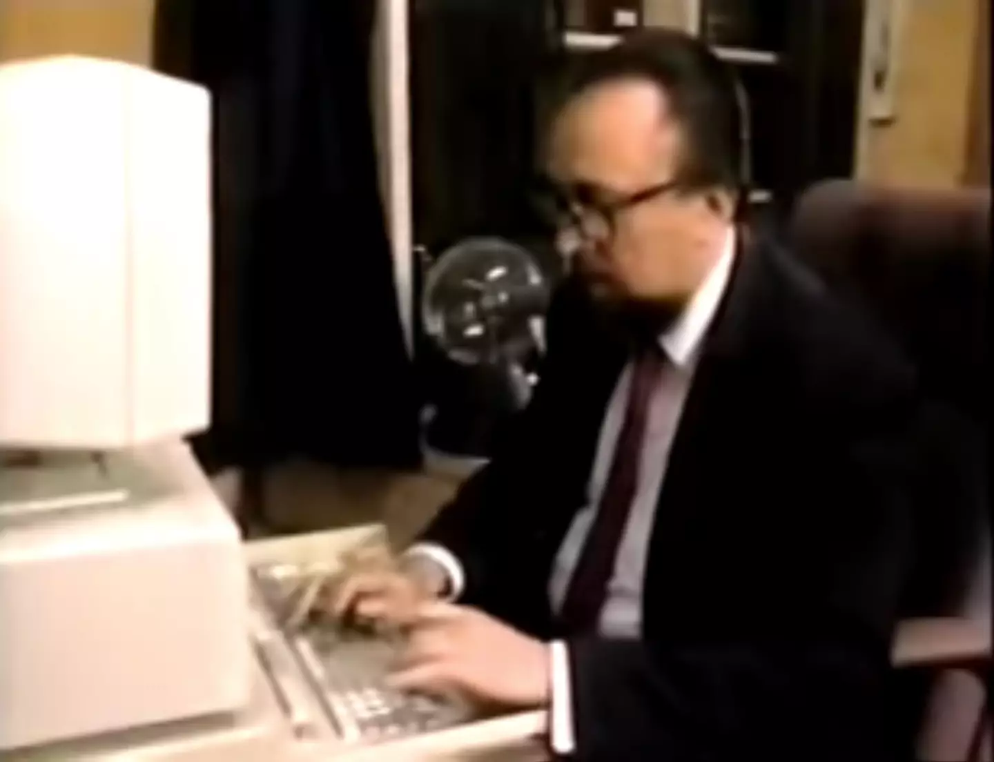 Mandel now spends his time chilling out on a remote tropical island off the coast of Australia.