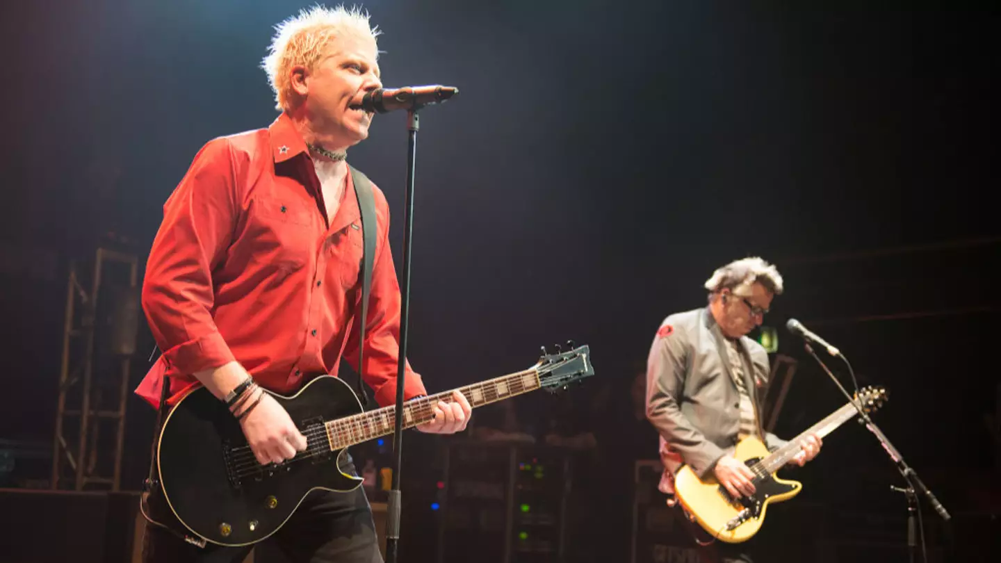 The Offspring and Simple Plan fans scramble for $30 tickets with discount booking hack