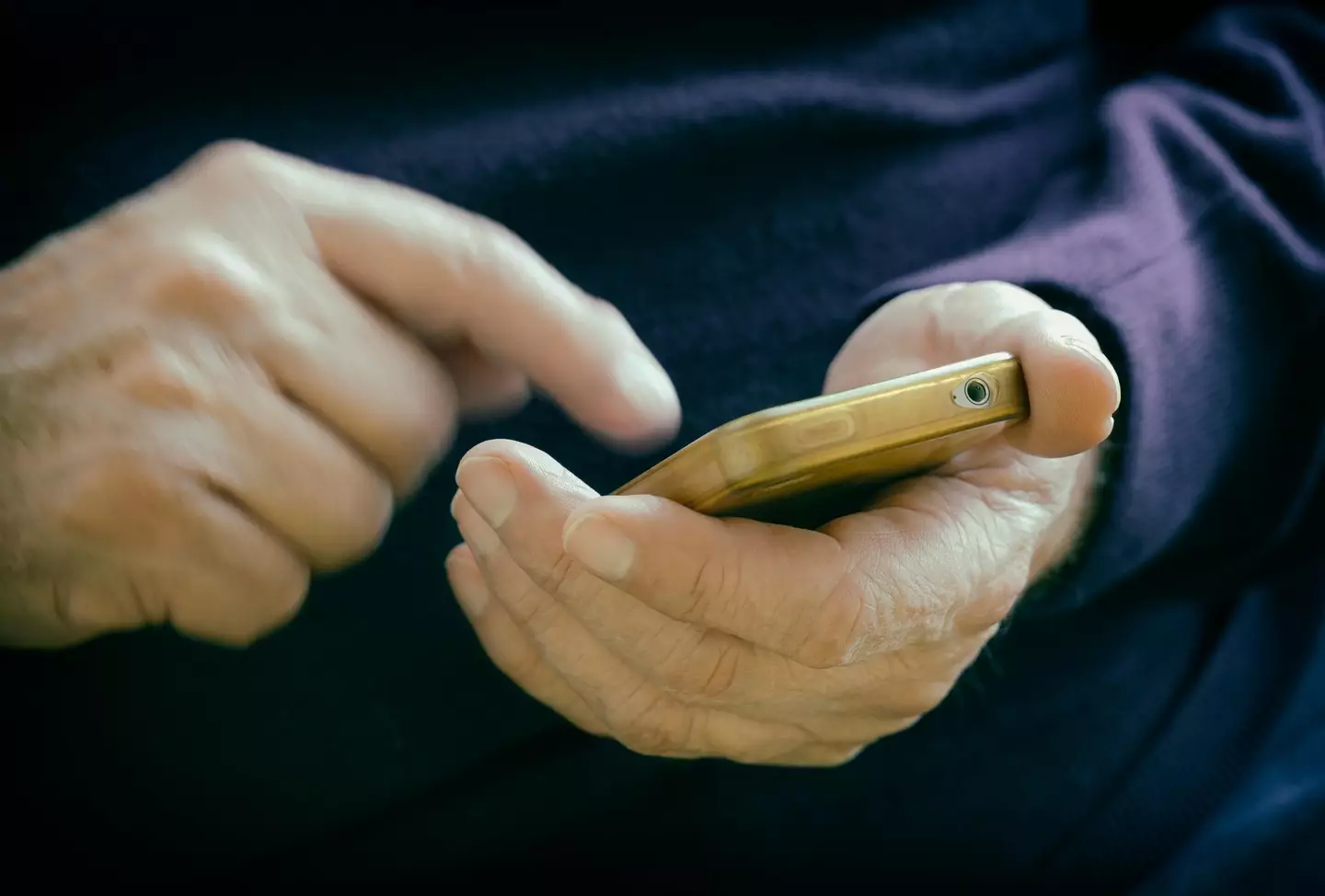 Some Ukrainian citizens are having their phones checked by Russian officials.