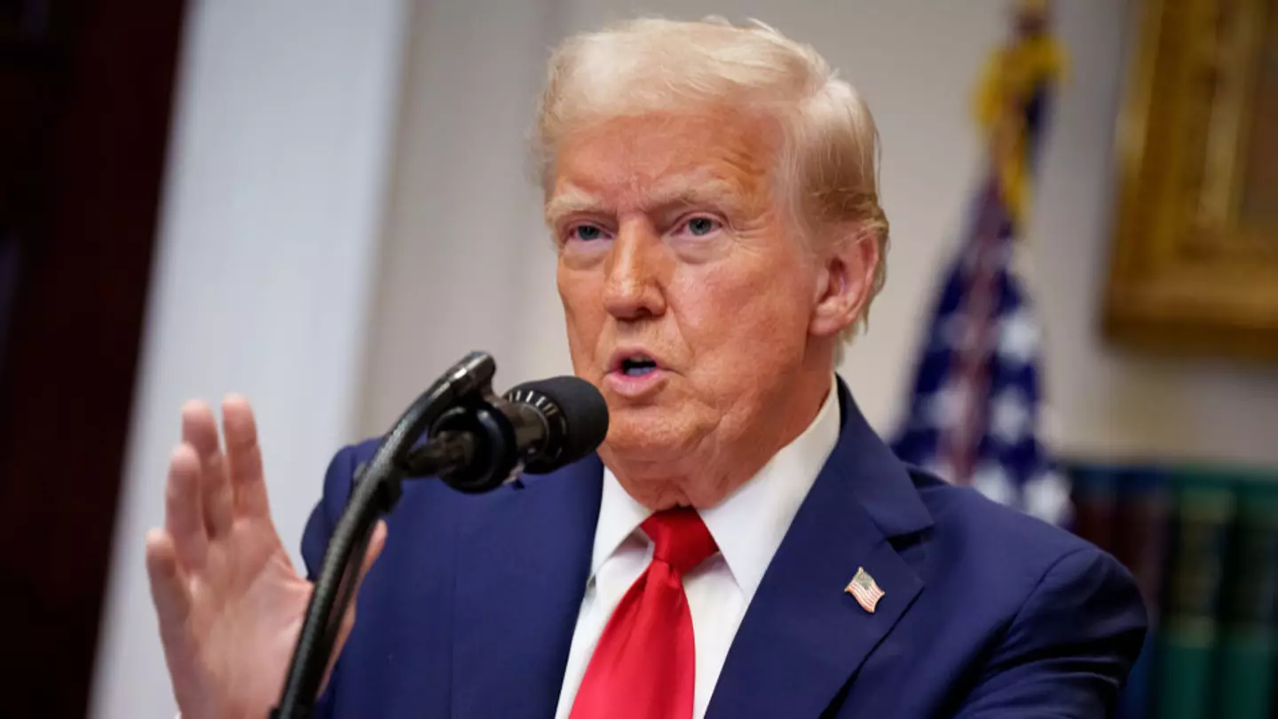 Thousands of federal workers receive 'abusive' email about Donald Trump after employee goes rogue