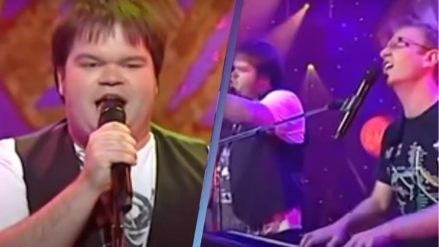 Comedy rock band uses 38 songs to demonstrate how the same four chords are used in 'every pop song'