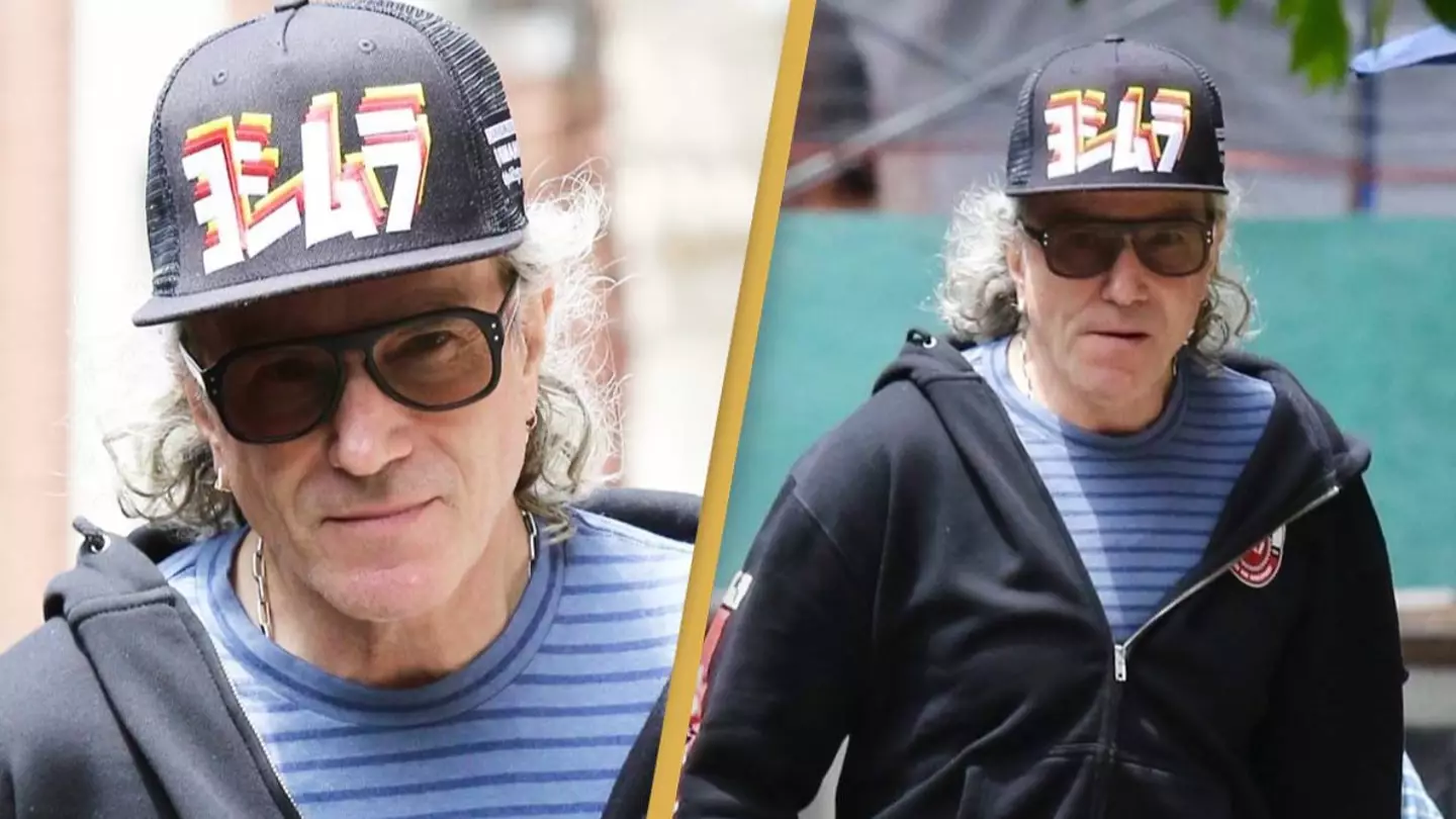 Fans confused with Daniel Day Lewis' outfit as actor is spotted for first time in four years