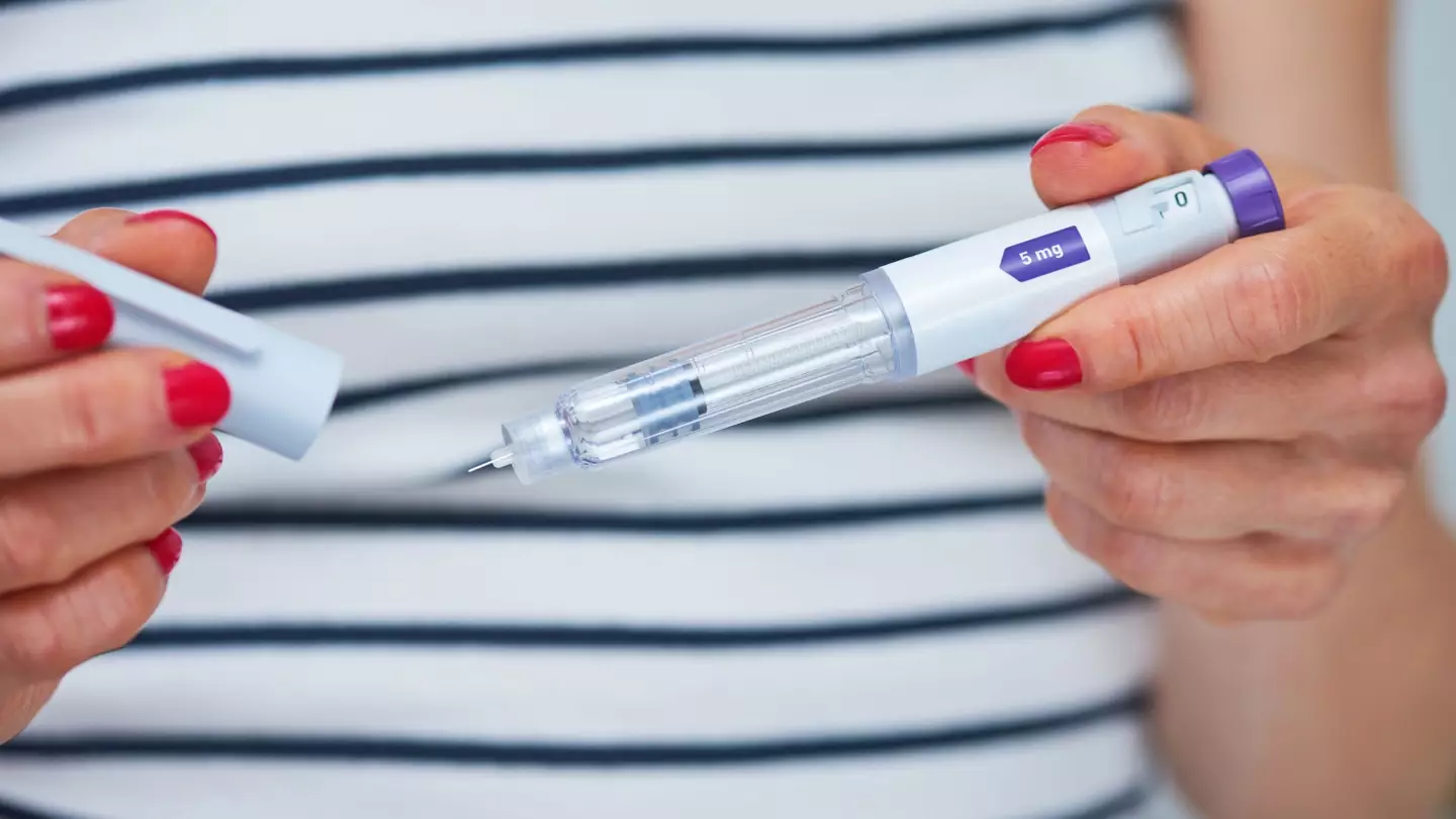 Doctor explains exactly what happens to your body during first month on Mounjaro weight loss jab