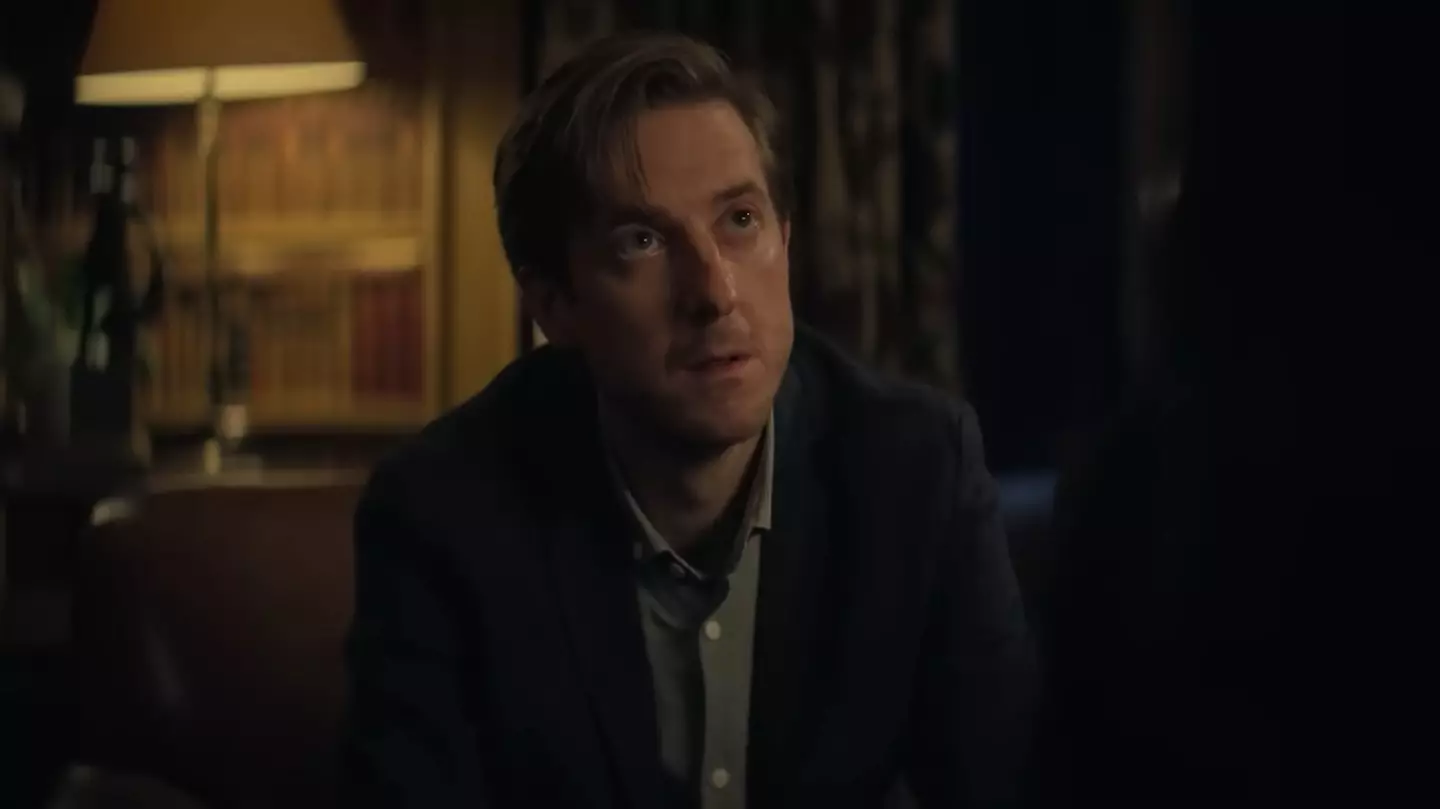 Arthur Davill as Richard Madoc.