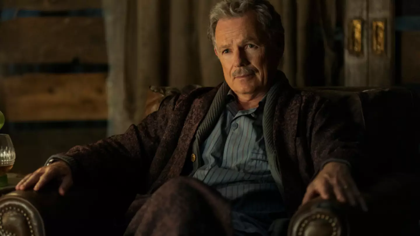 Critics have hailed the mini series as 'dense and rich'.