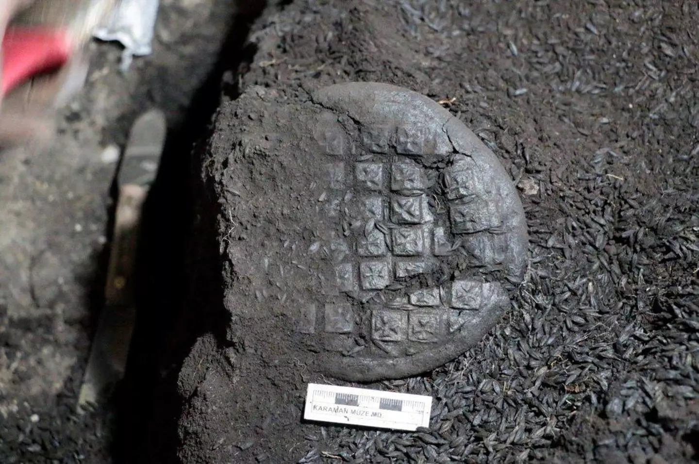 Another loaf had a cross design (Karaman Governorate)