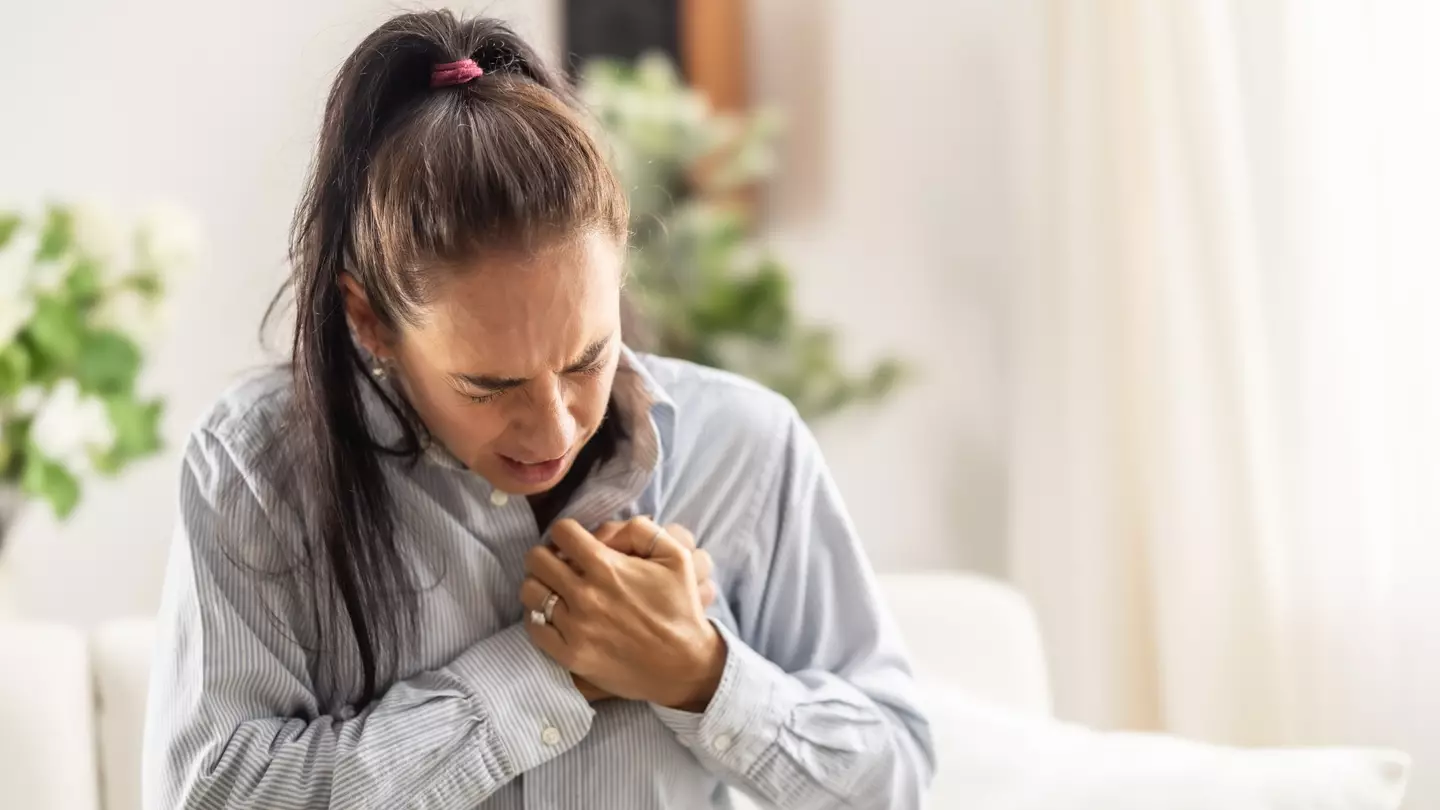 Doctor reveals one silent symptom that can appear days before a heart attack strikes