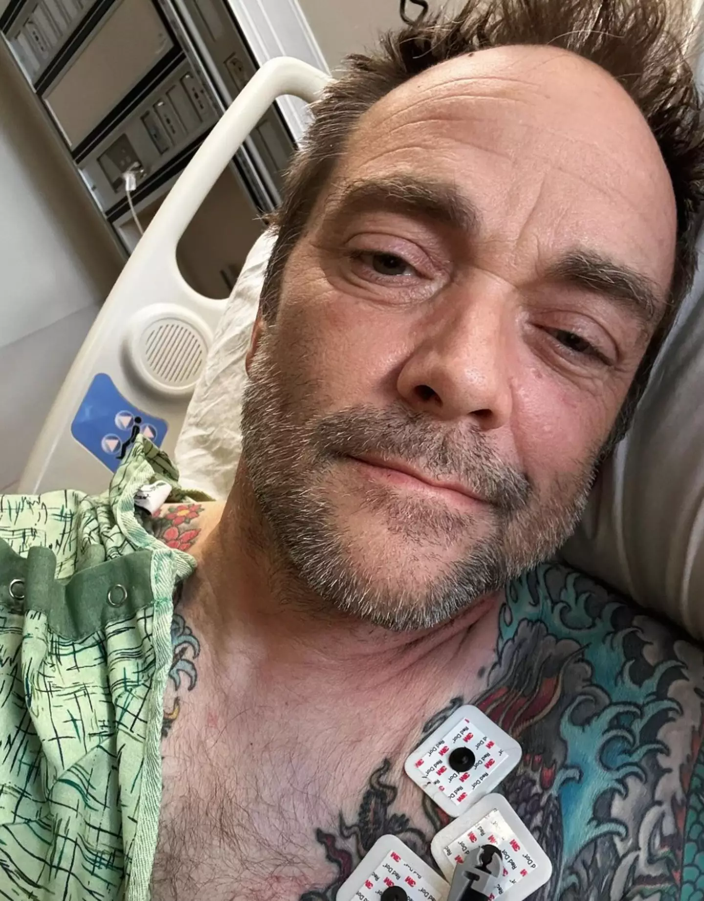 Mark Sheppard says he had six 'massive' heart attacks.