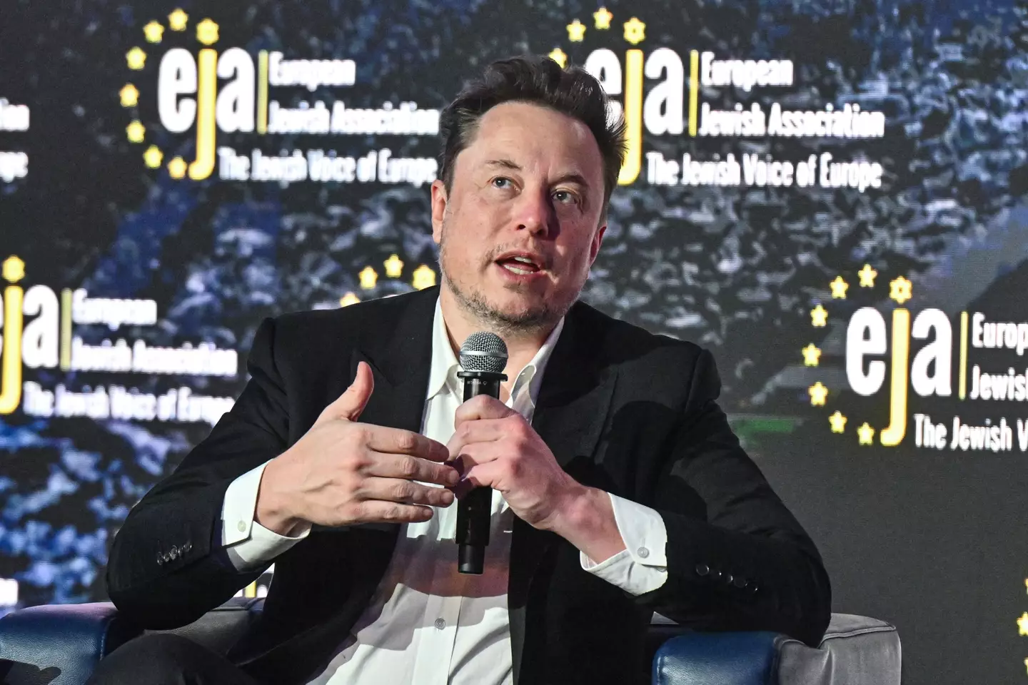 Musk tends to have a habit of occasionally over promising on some of his products.