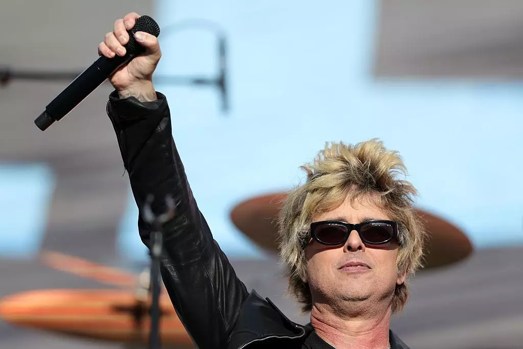 Sunday's performance came just two days after Armstrong took aim at ICE (Ronald Martinez/Getty Images)