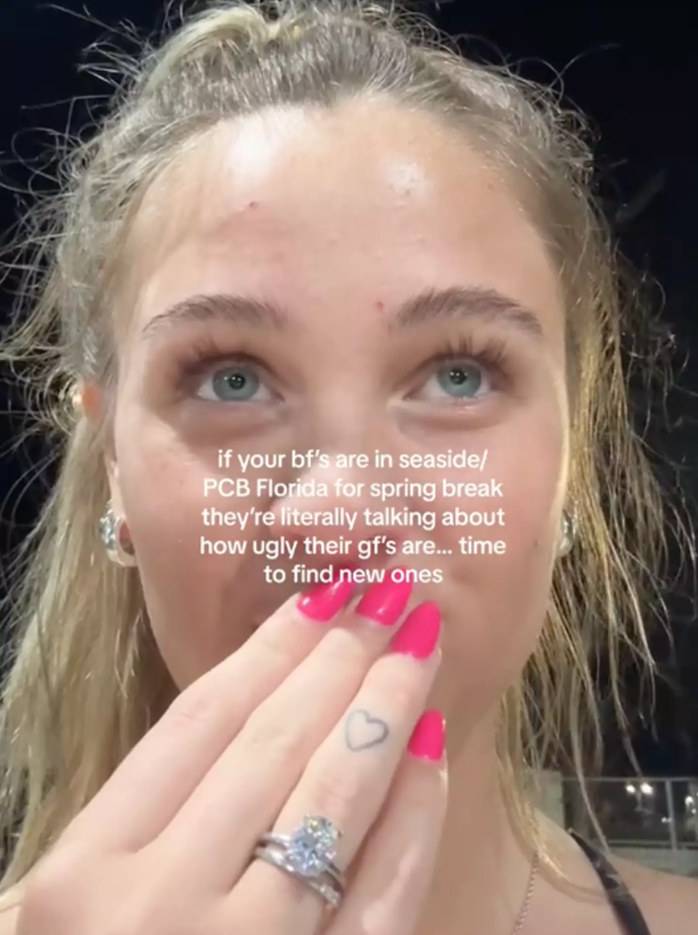 Anna exposed the group of boyfriends on her TikTok.