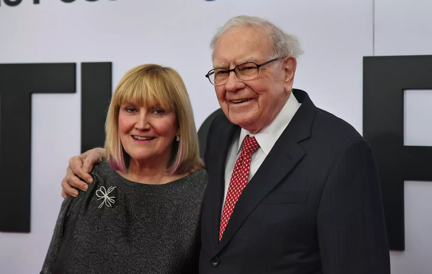 Warren Buffett pictured with his daughter Susan in 2017 (Michael S. Williamson/The Washington Post via Getty Images)