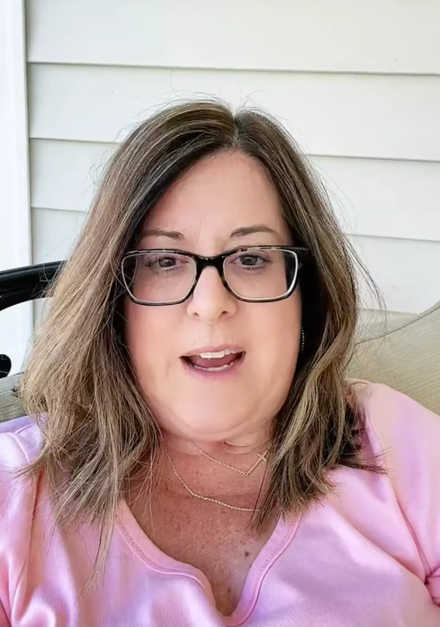 Stephanie Ronan survived being 'internally decapitated'. (TikTok/@therapywithstephanie1)
