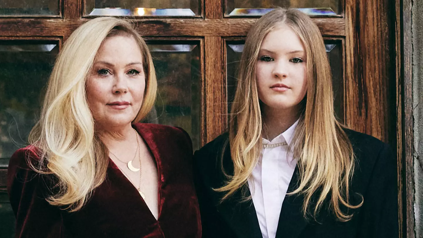 Fans shocked after seeing how much Christina Applegate's daughter Sadie looks like mom