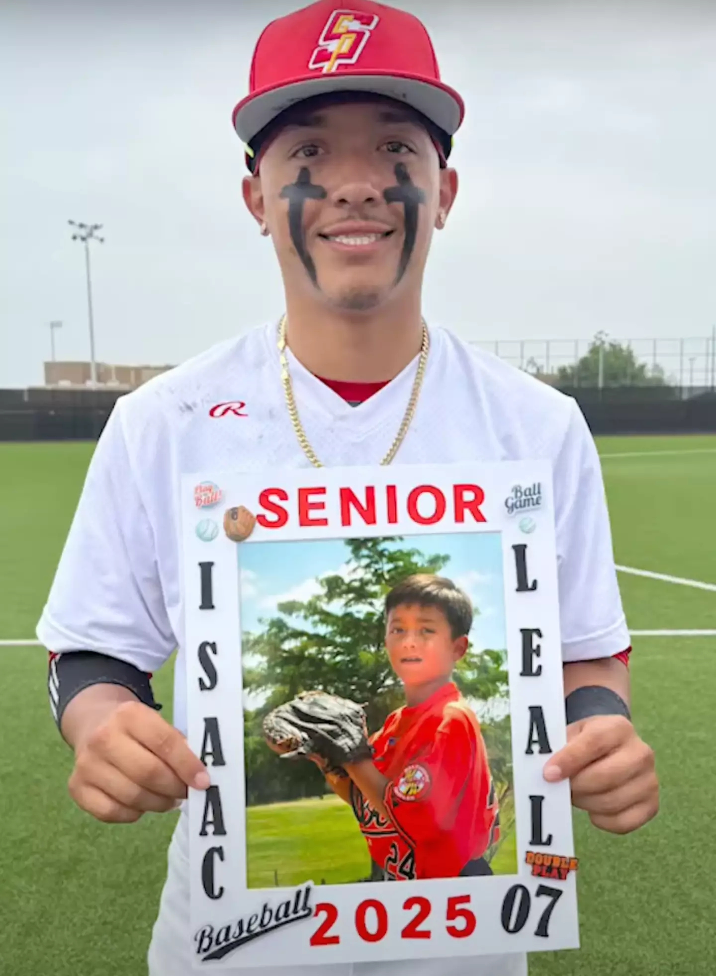 Isaac is a senior high school student (CBS Texas)