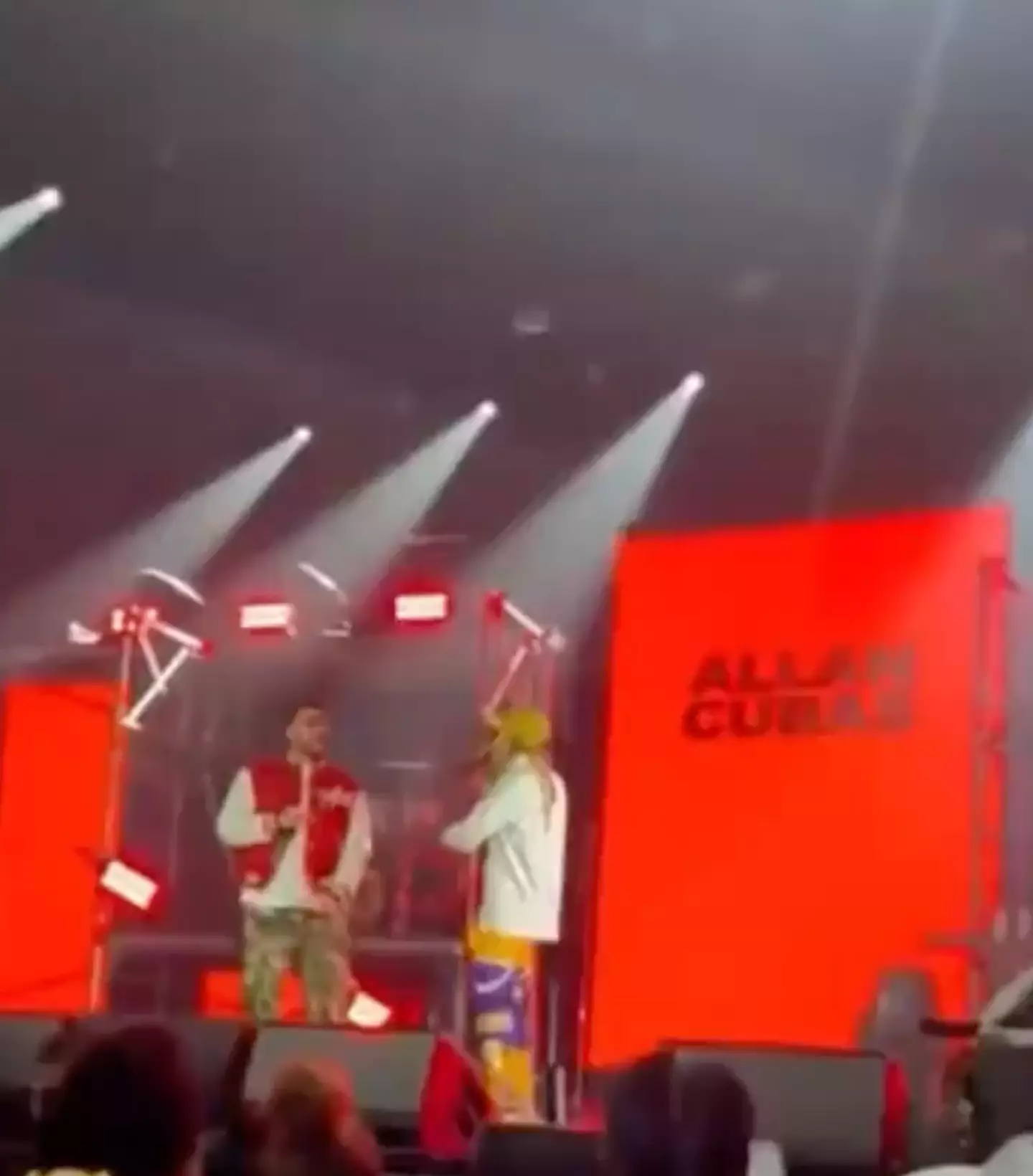 Lil Wayne brought his show to an early close.