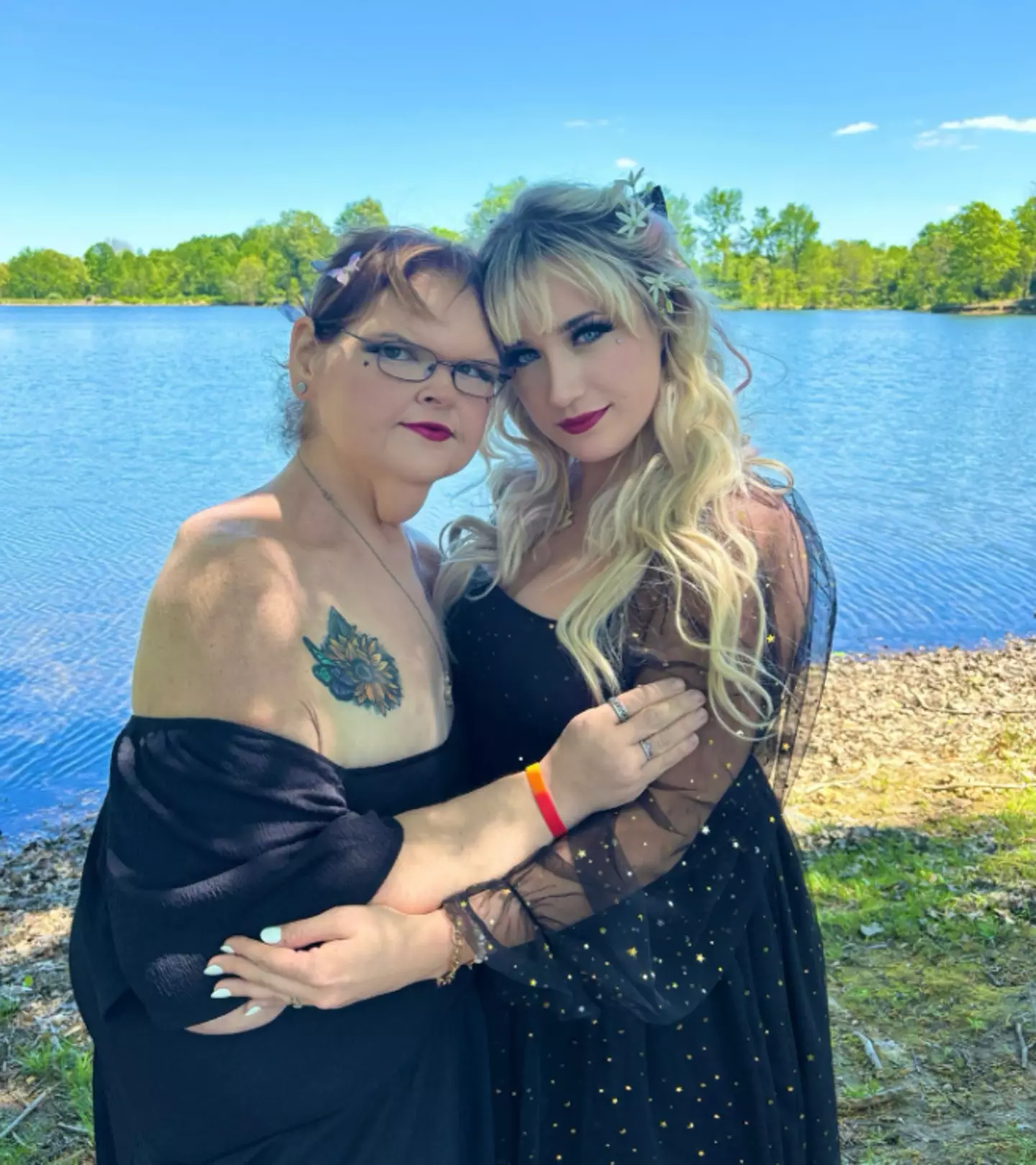 The 37-year-old was seen posing with her friend and ‘psychic’ Haley Michelle in an Instagram post.(queentammy86/Instagram)
