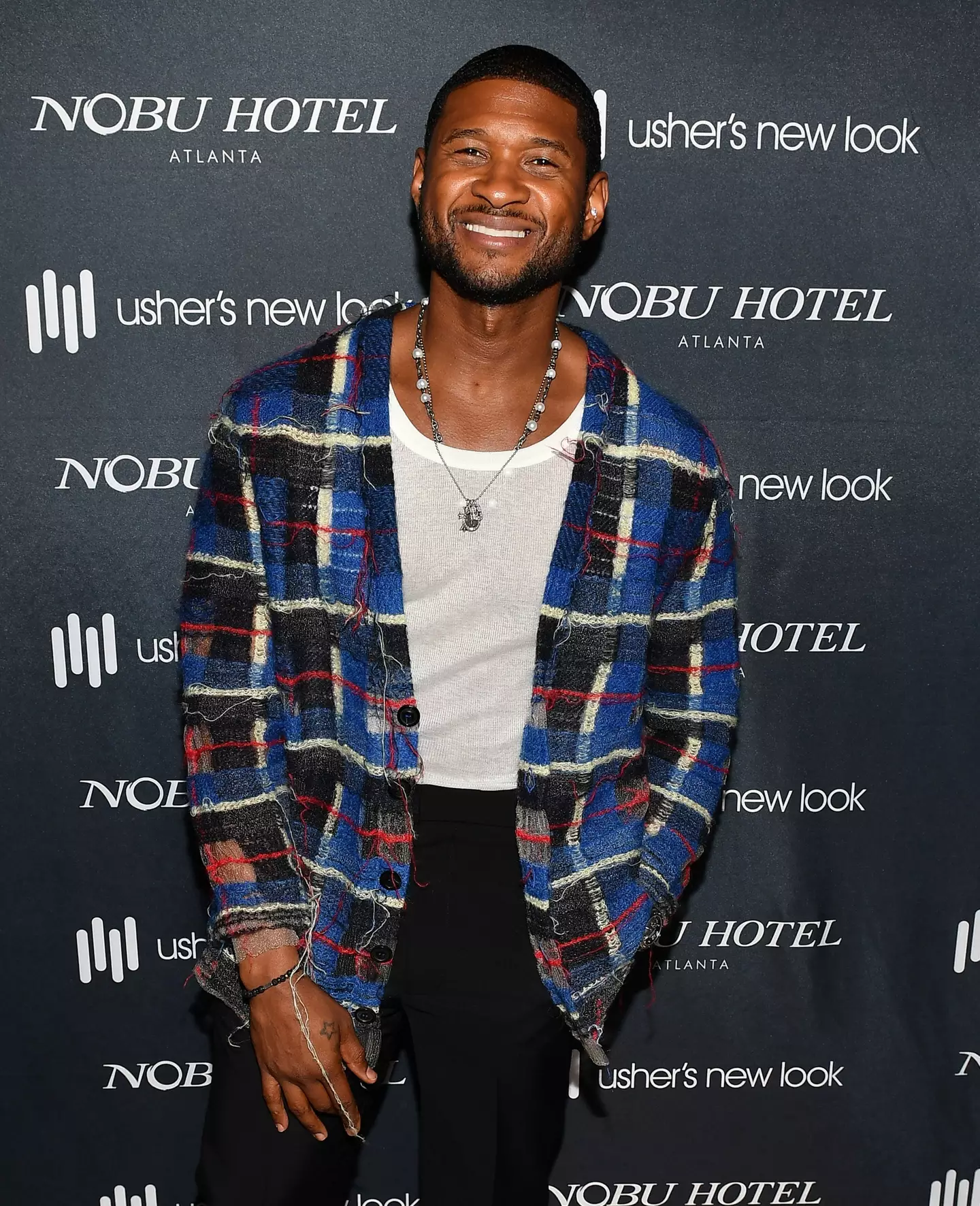 Usher has been announced as next year's Super Bowl headline act.