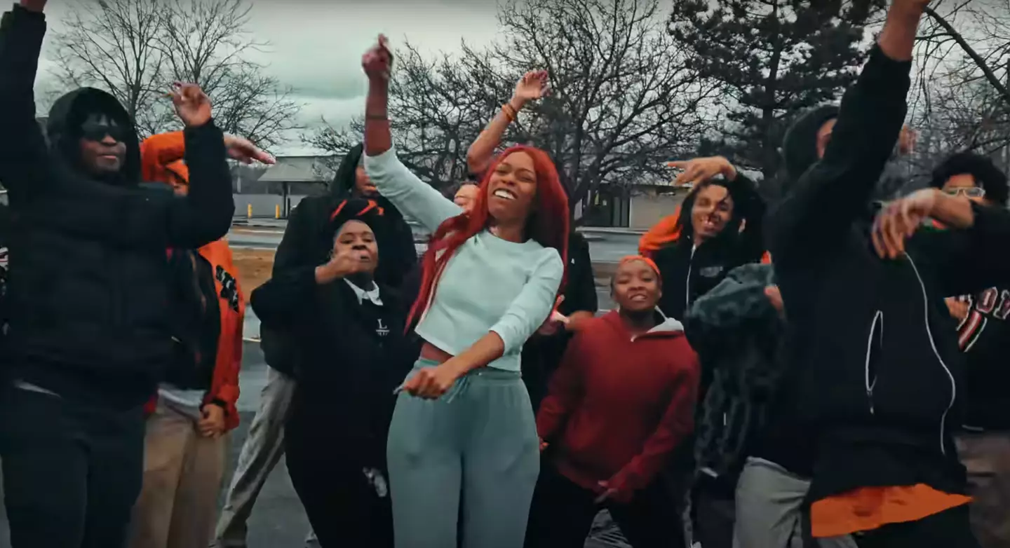 Teacher gets revenge and films music video with her students after parents got her fired for her rapping - US News - UNILAD