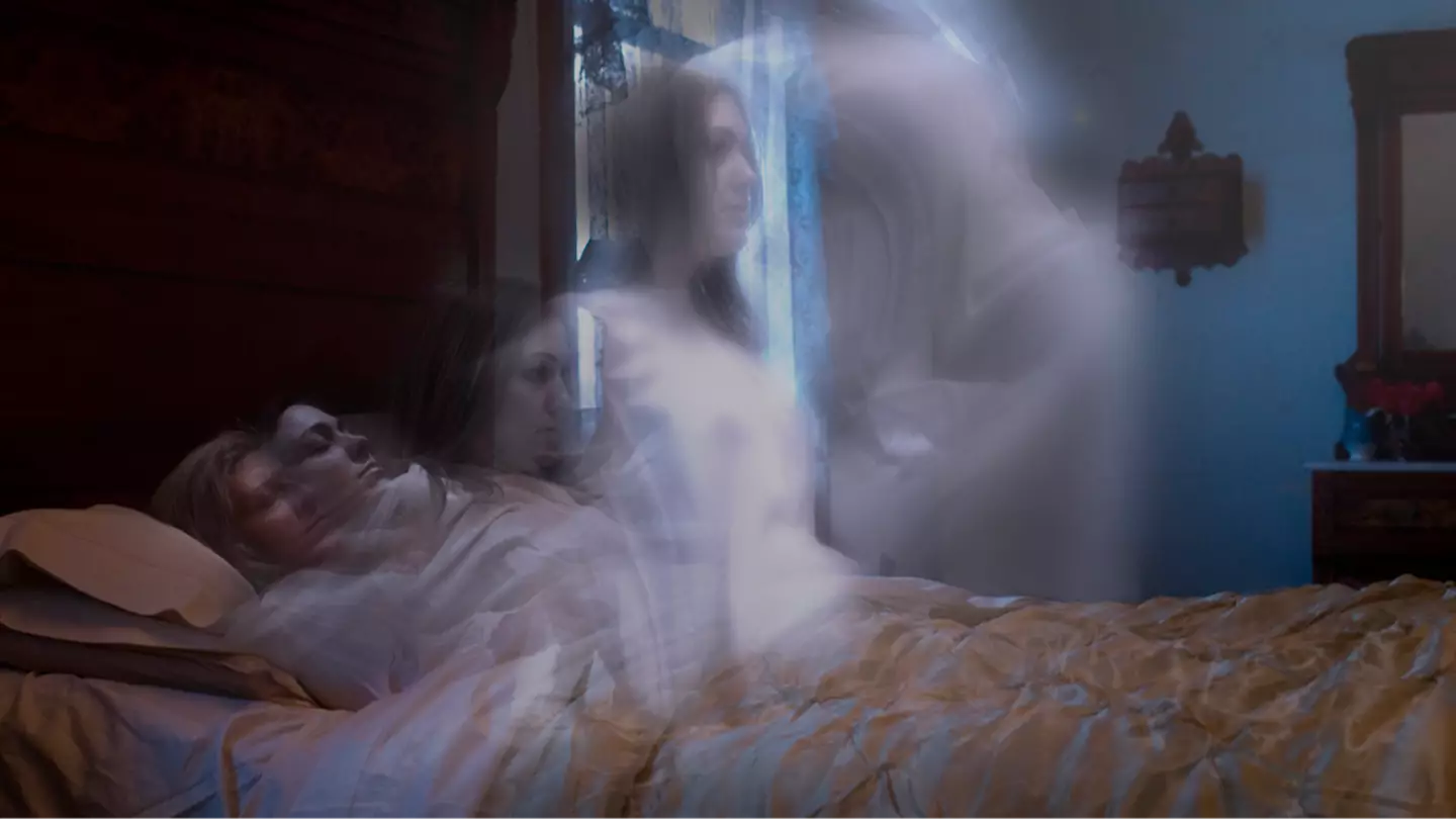 Woman who died for 24 minutes before being brought back to life details exactly how it felt