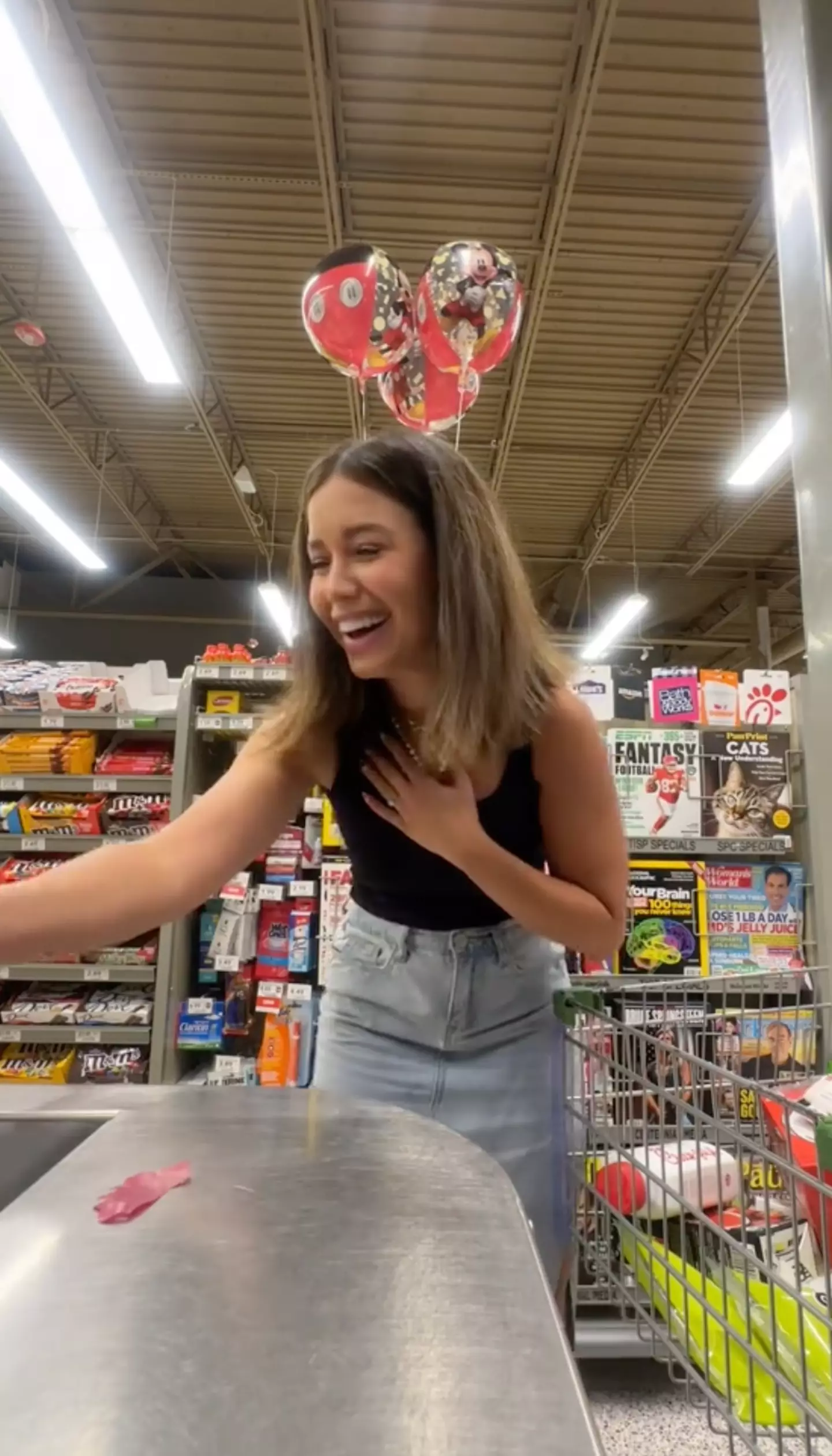 The mom-of-four explained that she had tucked into the food while shopping.