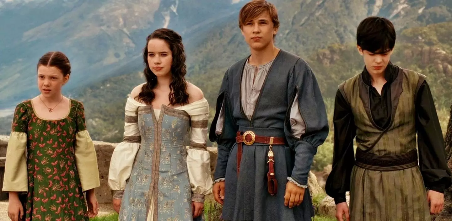 Did the Pevensie siblings inspired the four Hogwarts founders?