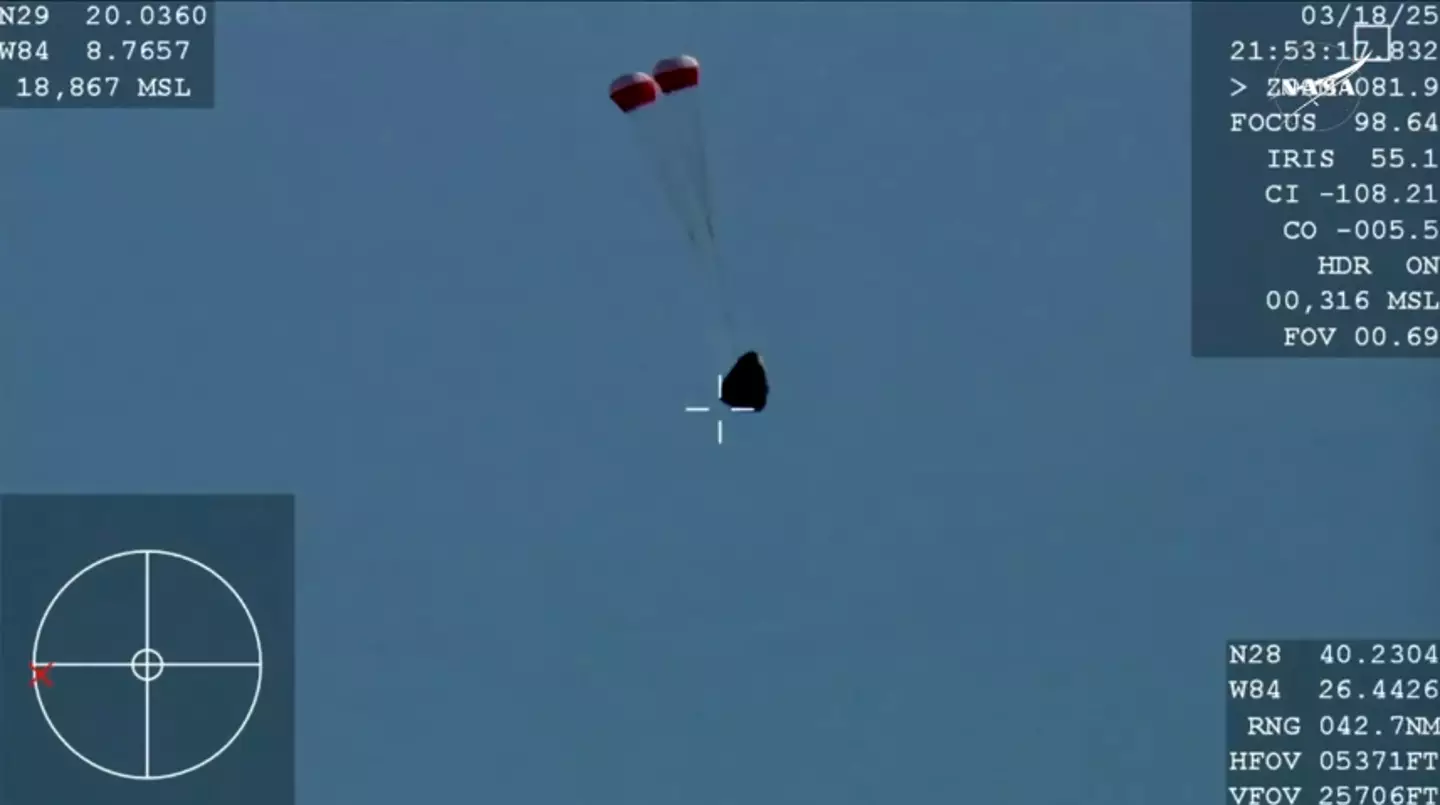 The Dragon's parachutes were deployed before hitting the waters (NASA)
