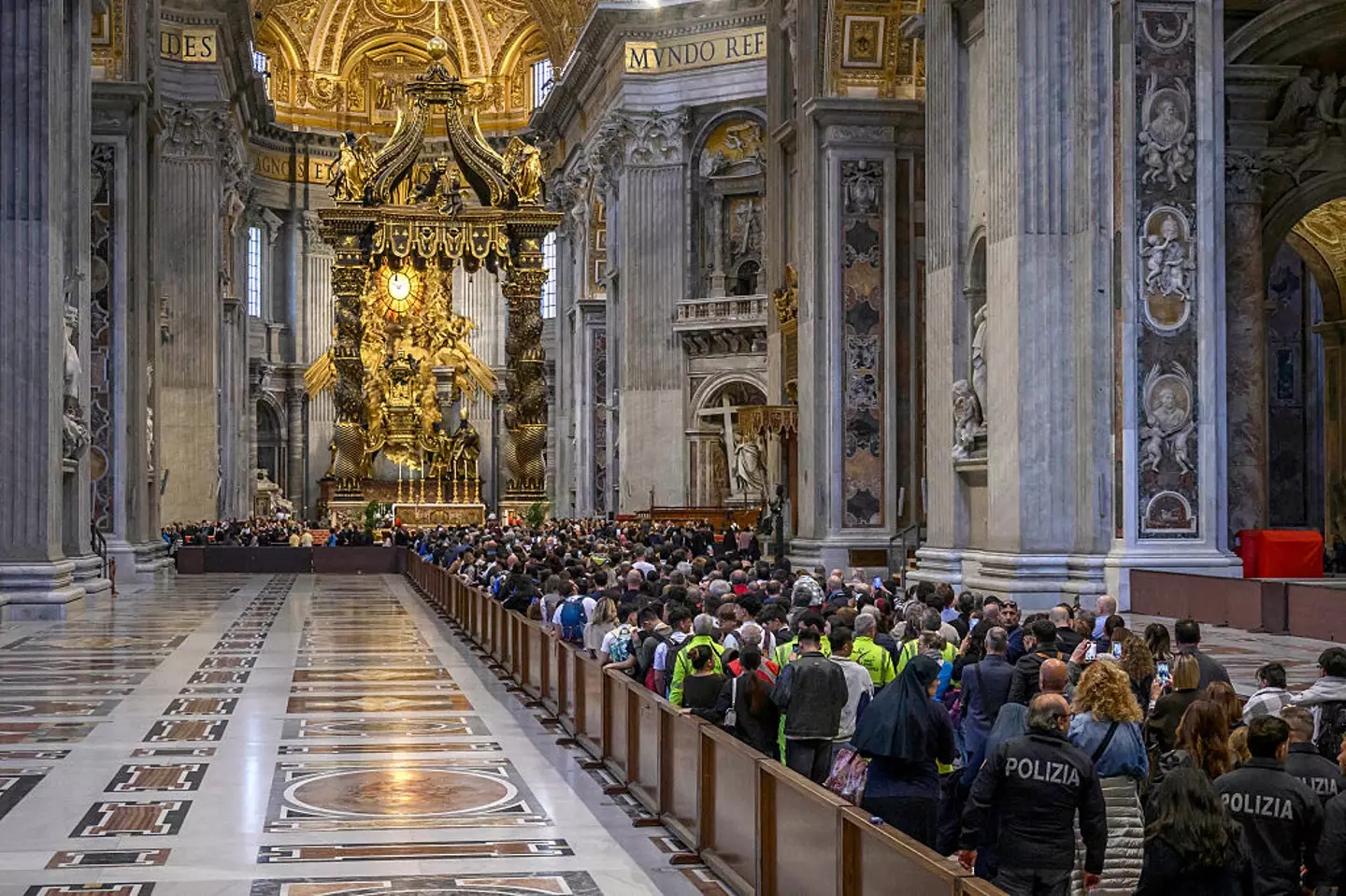 Thousands of people have been queuing up to see Pope Francis' body (Antonio Masiello/Getty Images)