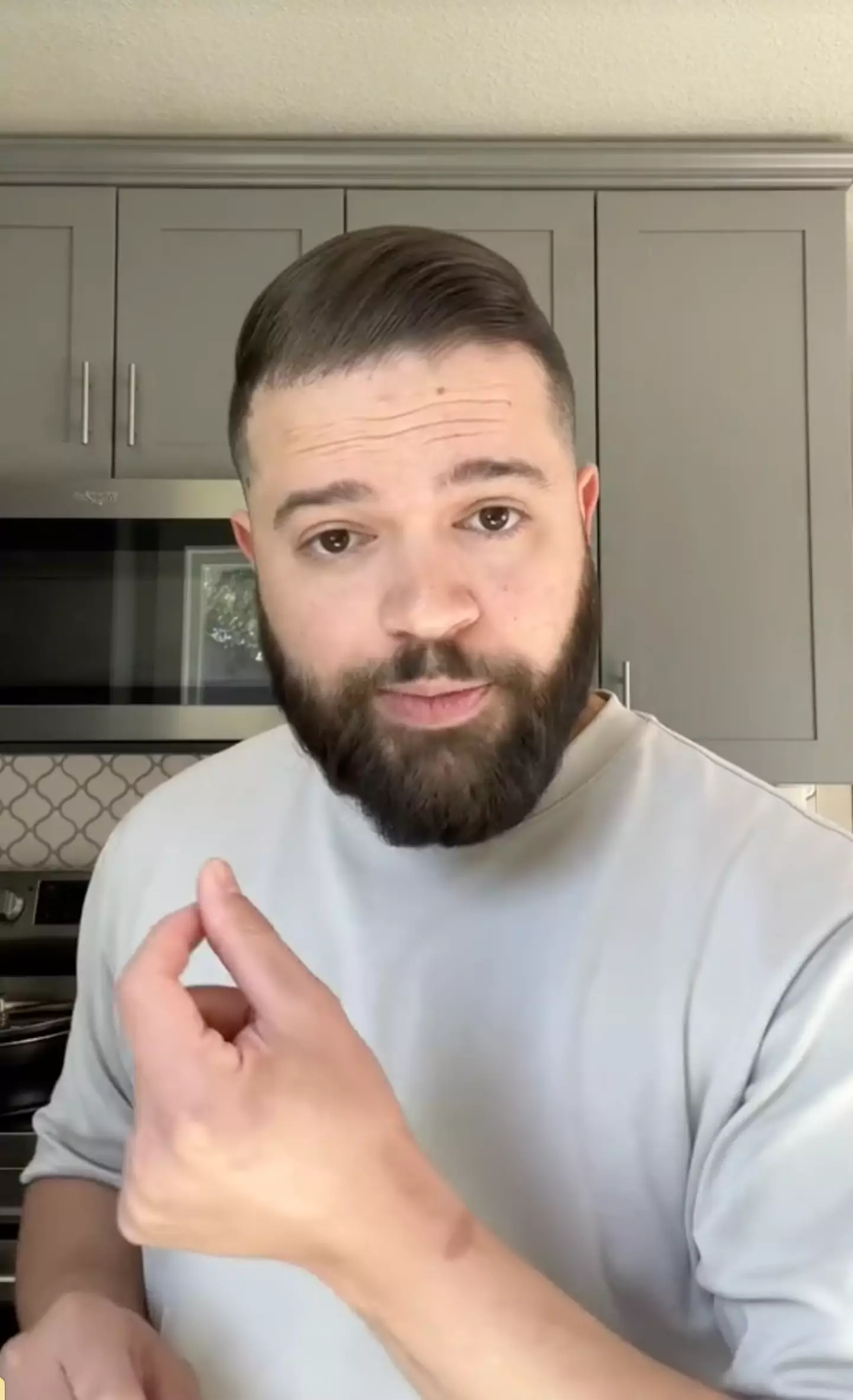 The social media star revealed what happened when a woman tried to eat his nutmeg. (TikTok/@driftersjoint)