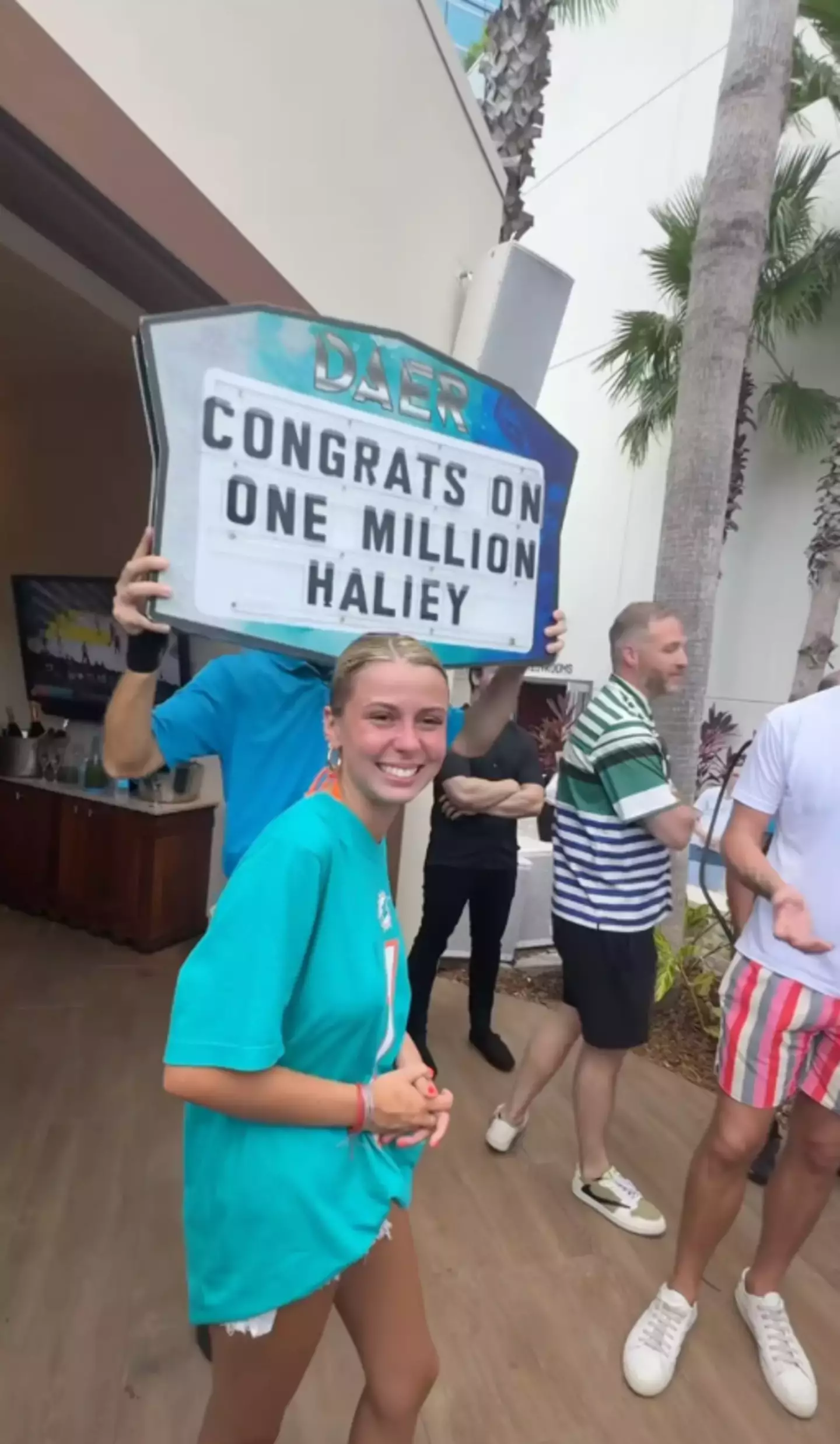 A huge party was thrown for Haliey Welch to celebrate a milestone. (Instagram/@daersouthfl)