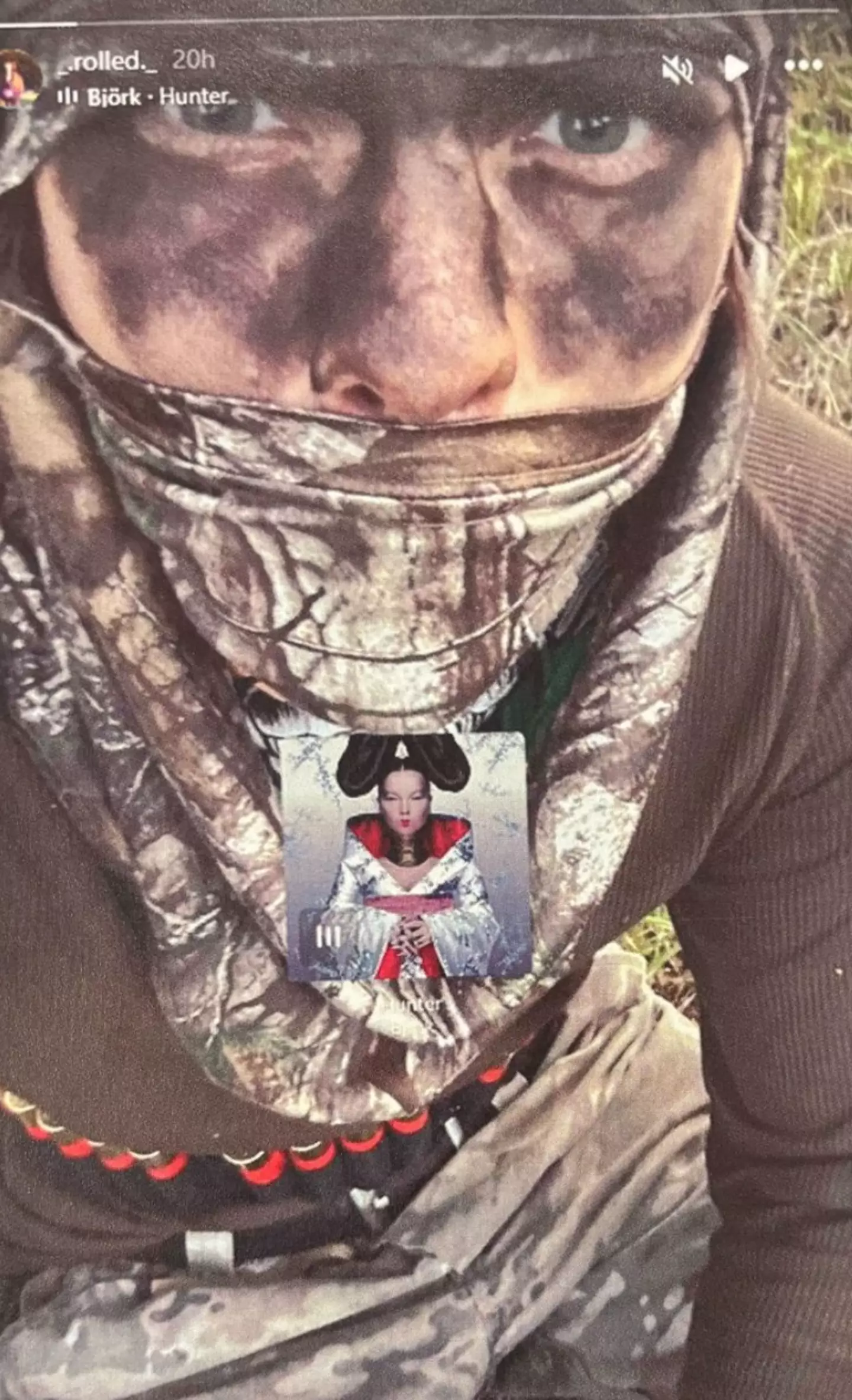 Wess Roley camped out in camofloague waiting for the fire service to show up (Instagram)