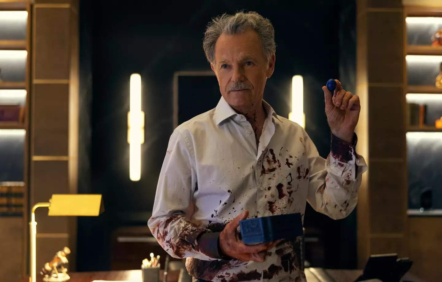 Bruce Greenwood as Roderick Usher.