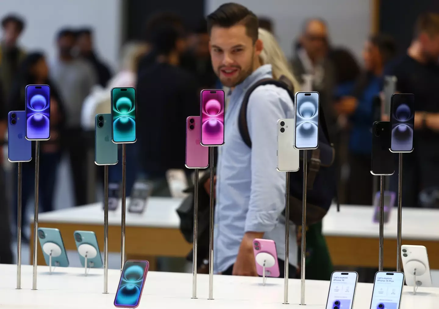 The woman claimed she felt after the year-long experiment her battery health was average (David Paul Morris/Getty Images)