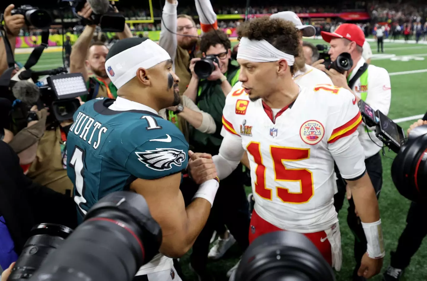 Hurts embraced Patrick Mahomes (Jamie Squire/Getty Images)