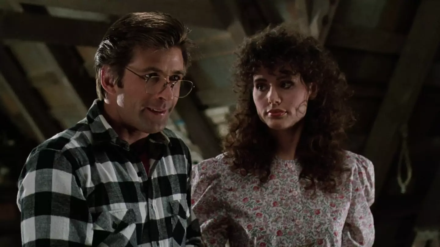 Baldwin and Geena Davis as The Maitlands. (Warner Brothers)