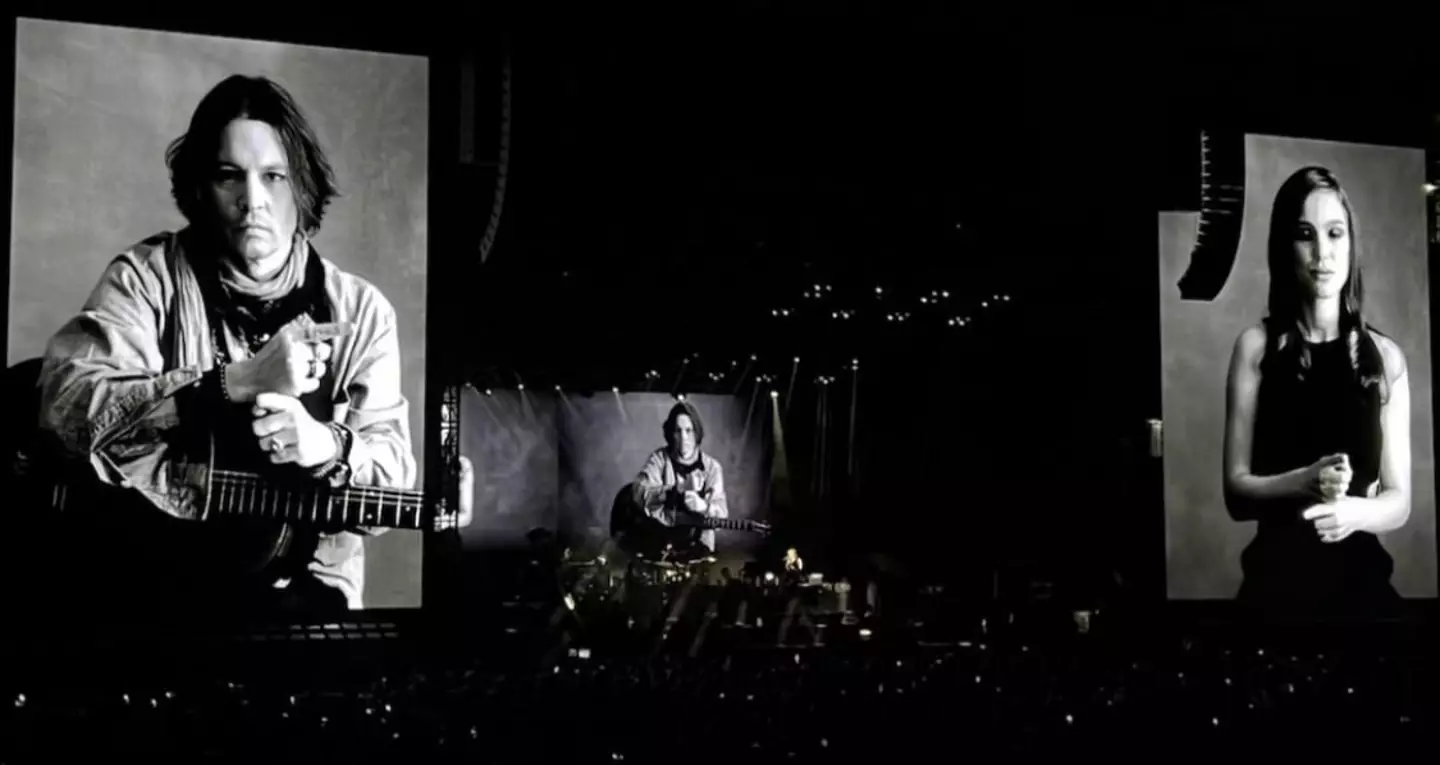 Johnny Depp's face was projected during Paul McCartney's concert.