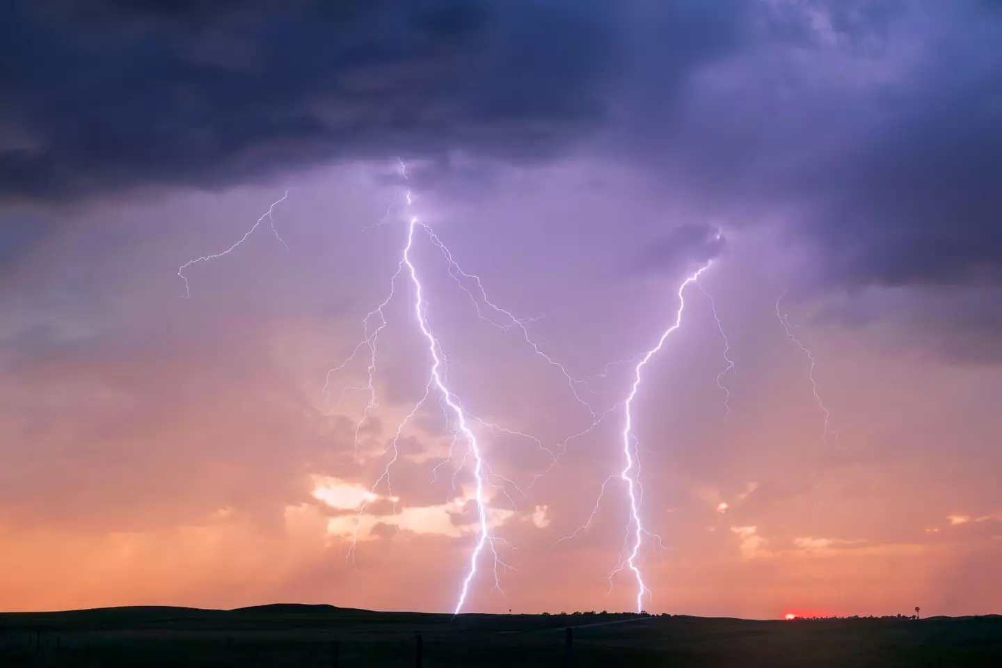 A lightning bolt travelled through the apartment's exhaust vent.